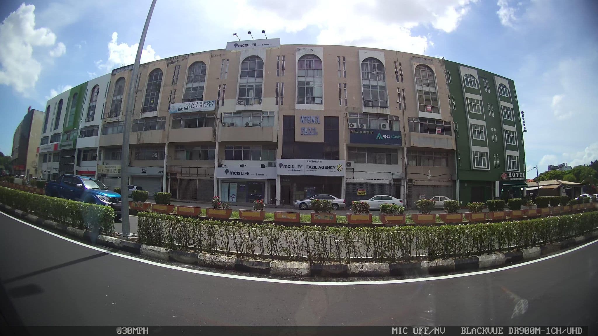 Street view near The Emperor Hotel Malacca, Malacca — © kaart_3 (CC BY-SA · Mapillary)