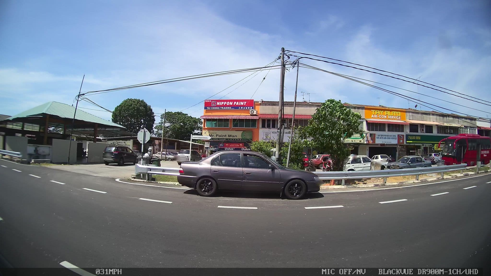 Street view near Homestay Shahril Bola - Melaka, Malacca — © kaart_3 (CC BY-SA · Mapillary)