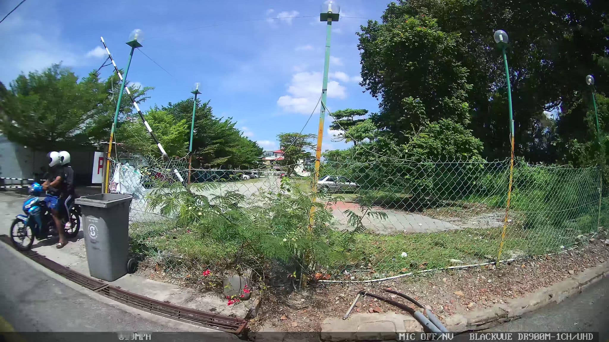 Street view near Warisan Lodge, Malacca — © kaart_3 (CC BY-SA · Mapillary)
