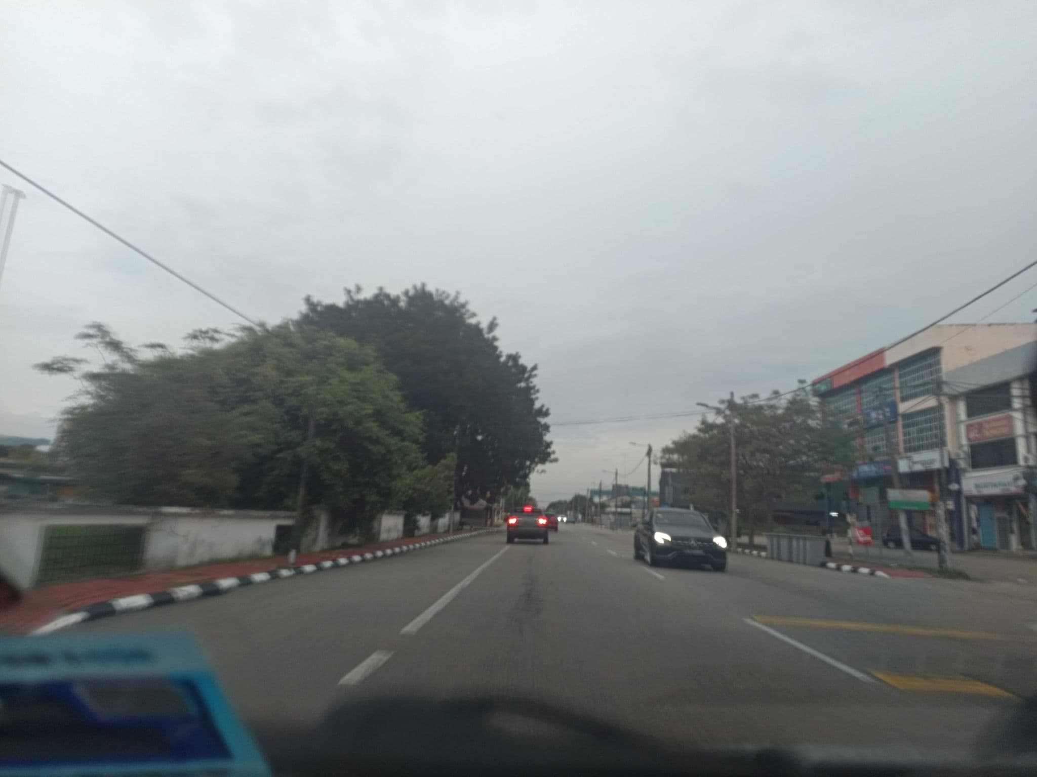 Street view near Hotel Singgah Inn, Muar — © YikQin (CC BY-SA · Mapillary)