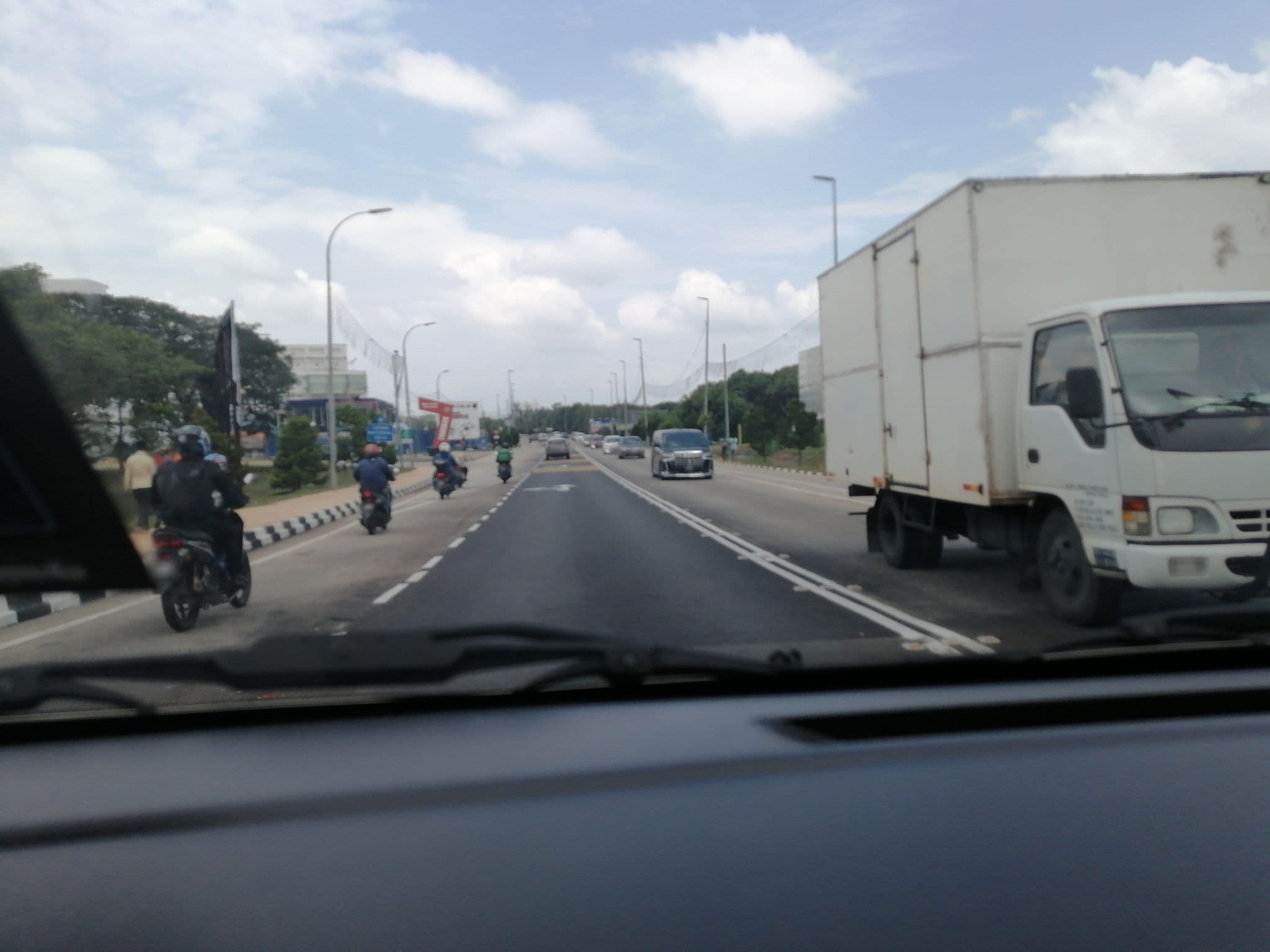 Street view near mawar homestay, Muar — © YikQin (CC BY-SA · Mapillary)