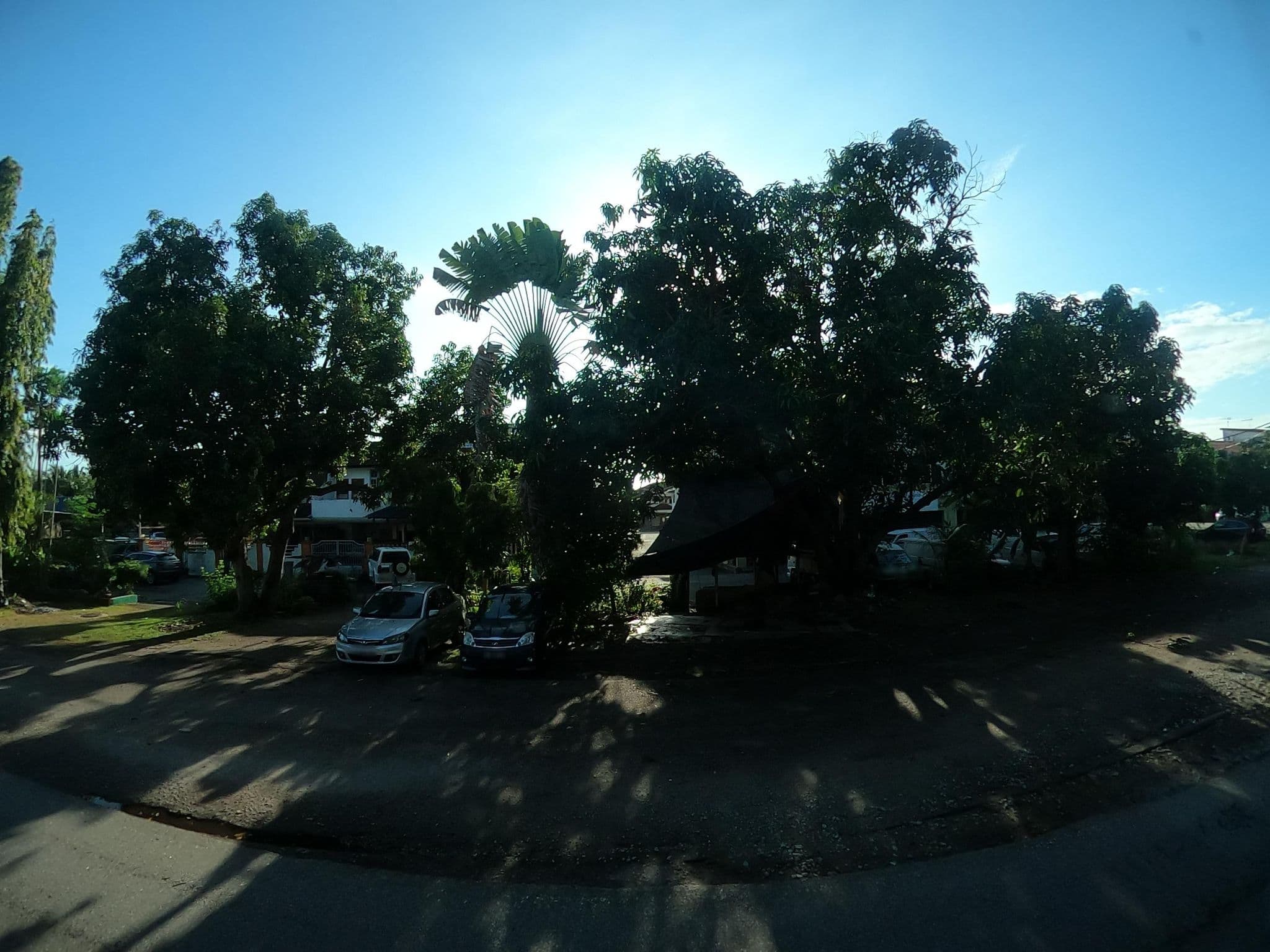 Street view near Eng Ban Hin guesthouse, Batu Berendam — © rgtm_ryuiki (CC BY-SA · Mapillary)