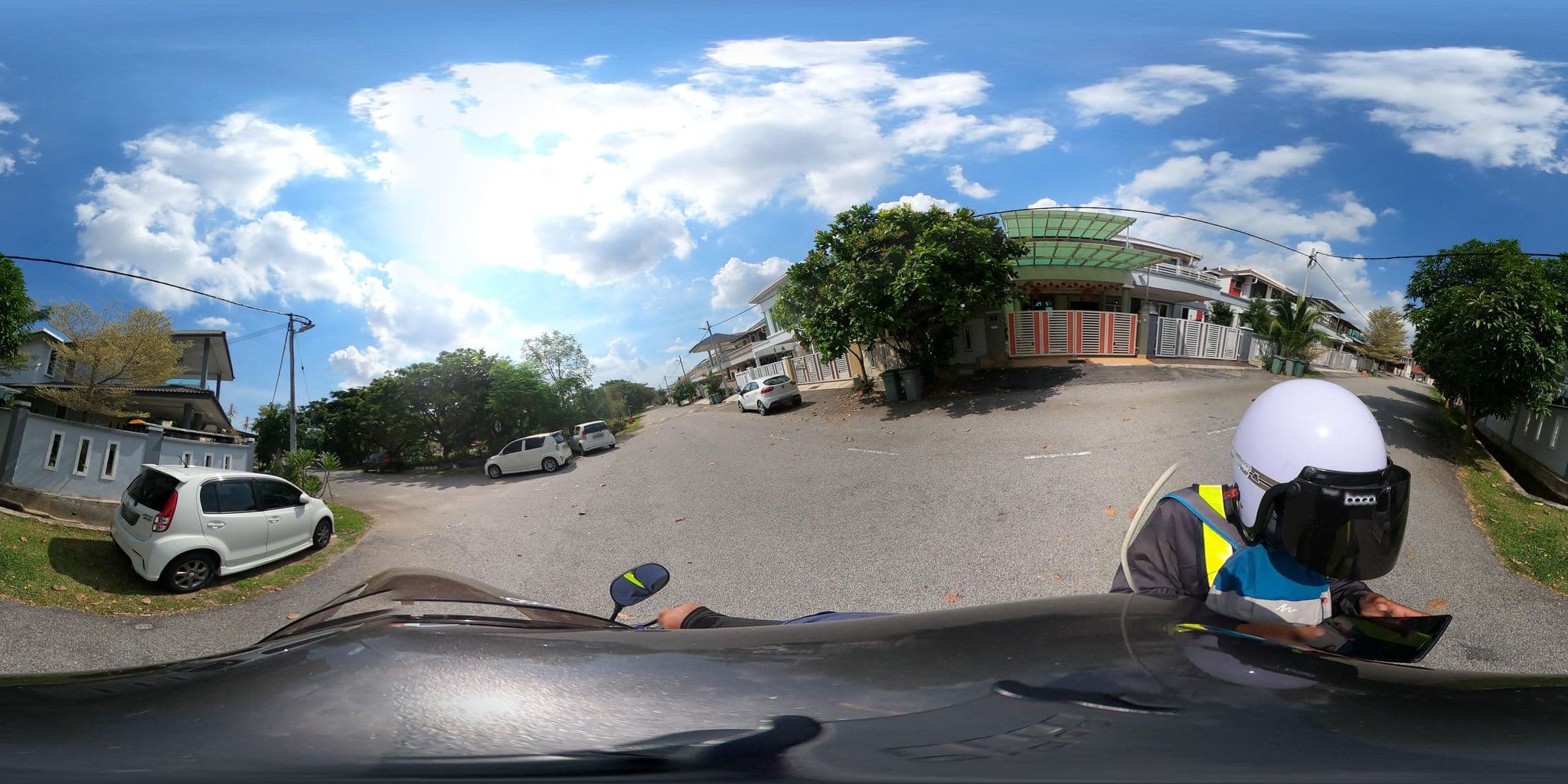 Street view near Idaman Villa Homestay, Durian Tunggal — © ahlang2 (CC BY-SA · Mapillary)