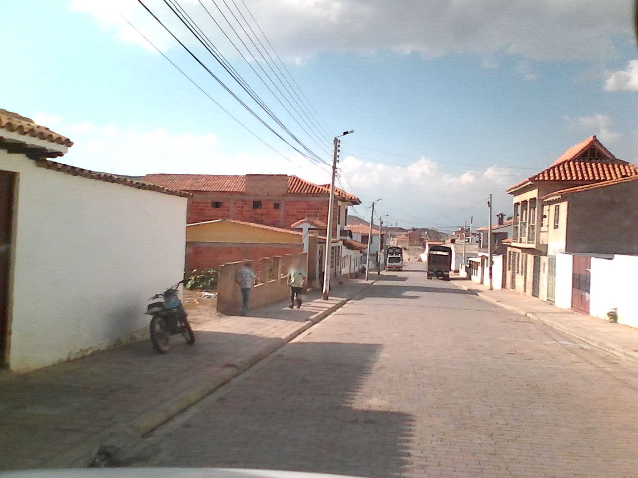 Street view near El Manatial, Sáchica — © leoguti (CC BY-SA · Mapillary)