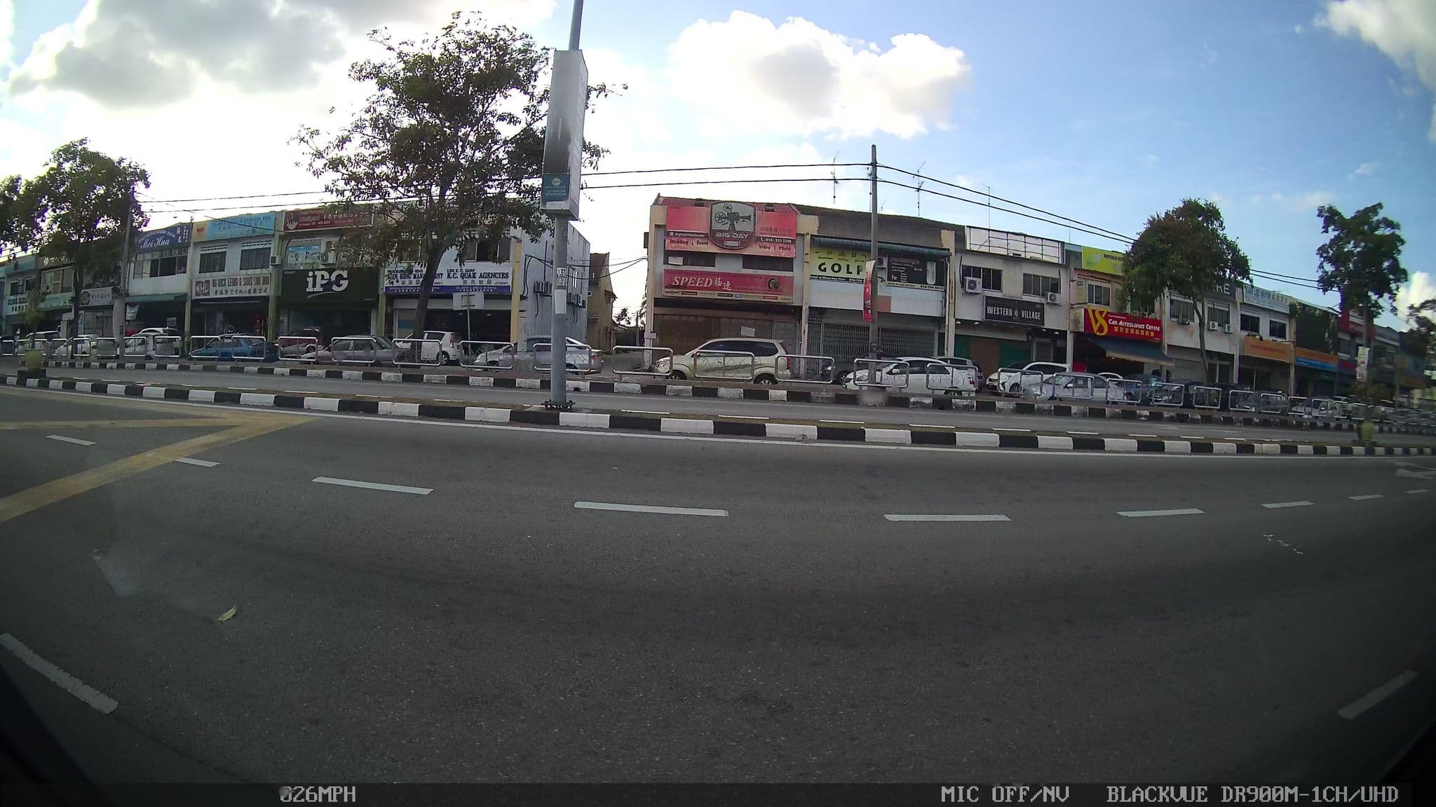 Street view near Pine Tree, Batu Pahat — © kaart5 (CC BY-SA · Mapillary)