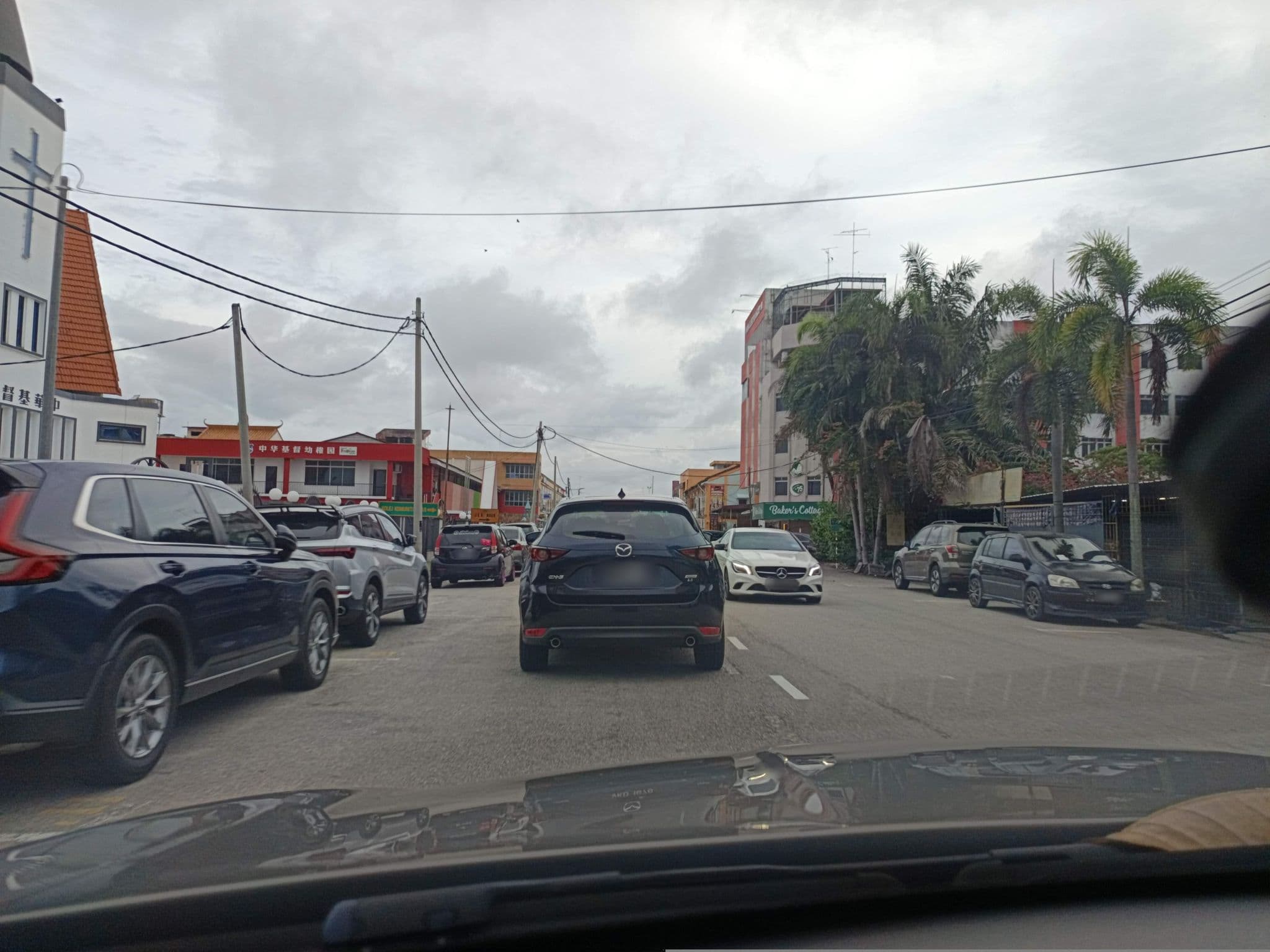 Street view near rm hotel, Muar — © YikQin (CC BY-SA · Mapillary)