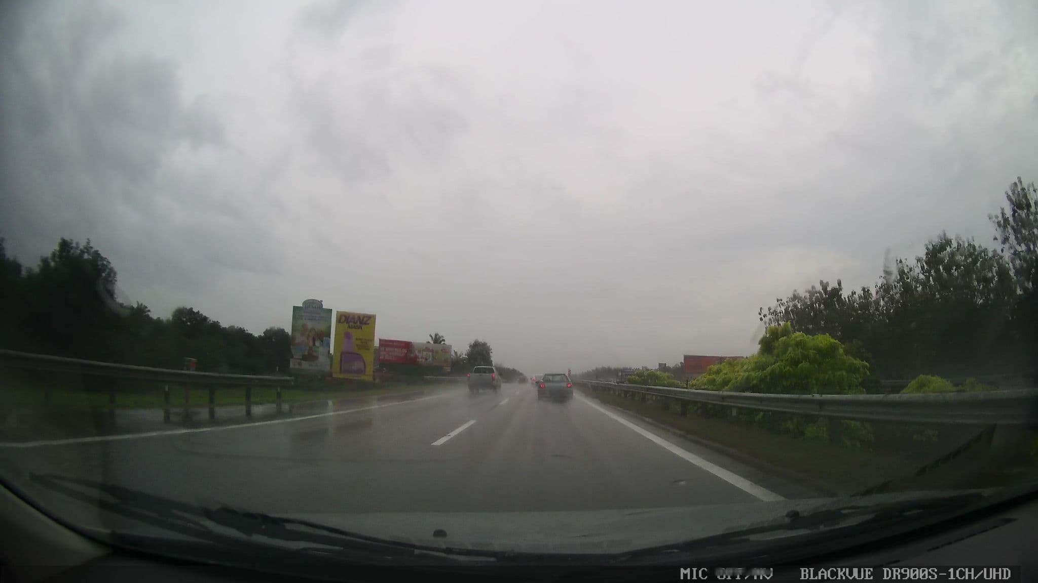 Street view near Silka Johor Hotel, Bukit Gambir — © grobin (CC BY-SA · Mapillary)