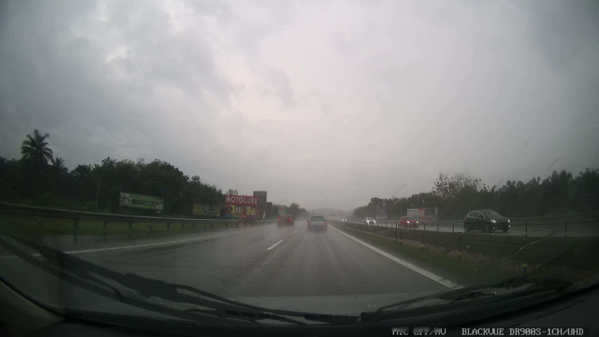 Street view near Jalan Persiaran Golf, Off Jalan Jumbo, 81250 Senai, Johor, Malaysia, Pagoh — © grobin (CC BY-SA · Mapillary)