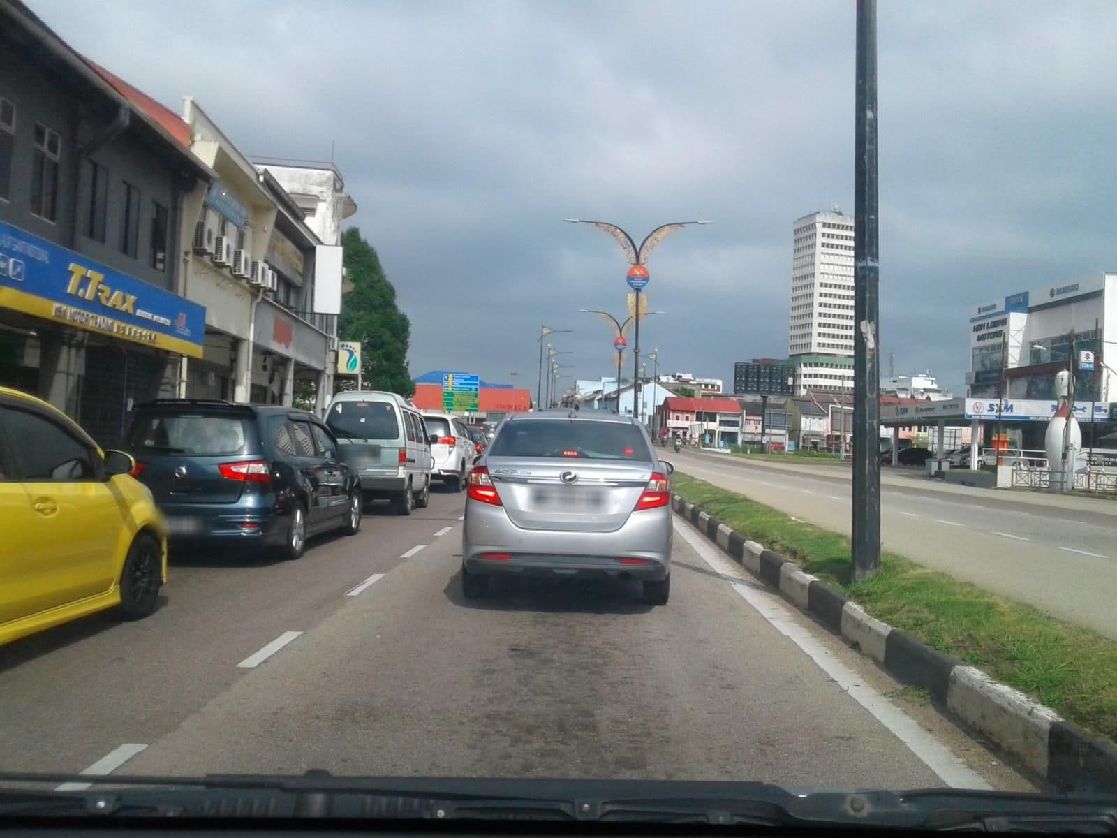Street view near Orange Hotel Segamat, Segamat — © CH30K (CC BY-SA · Mapillary)