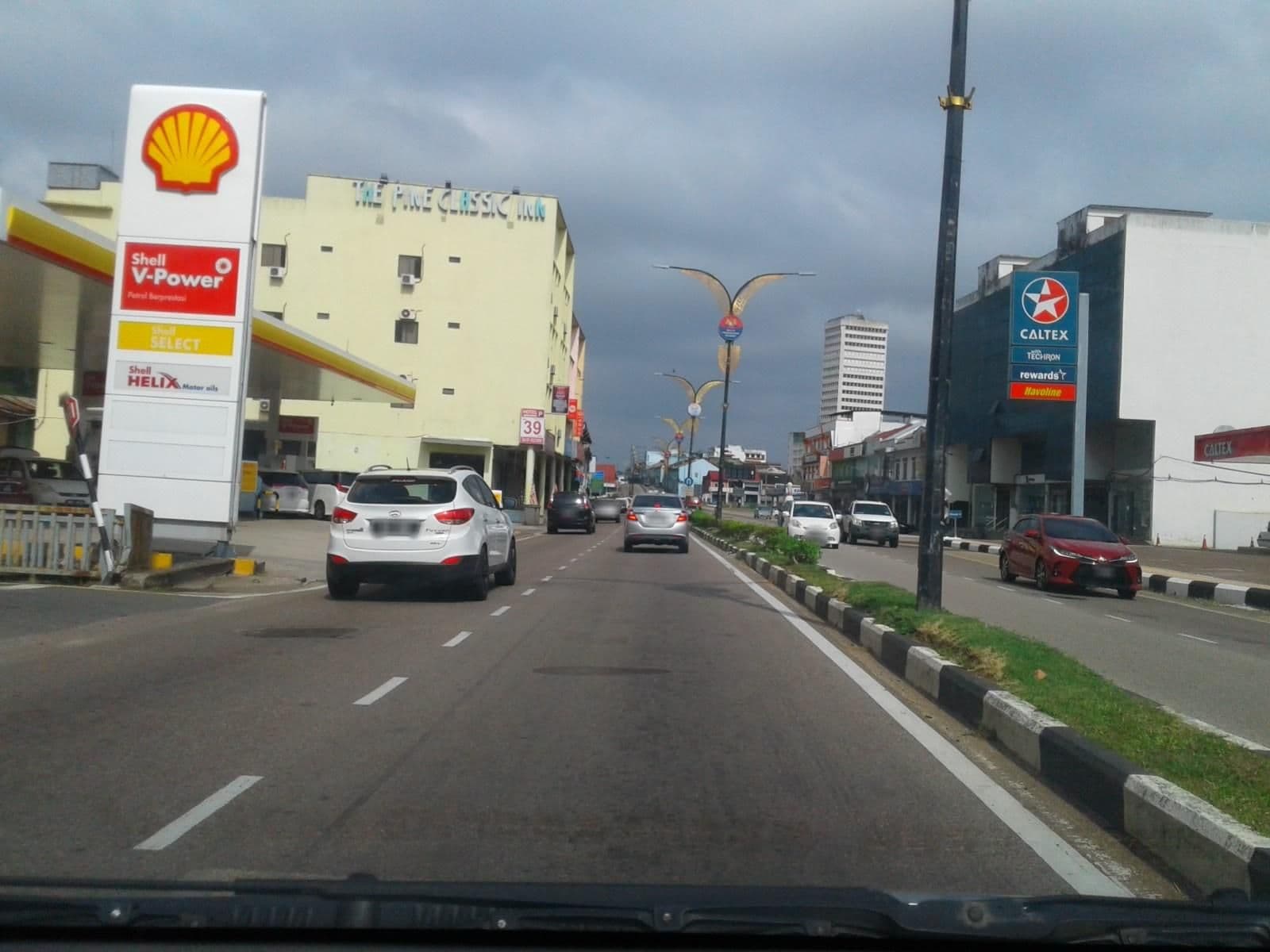 Street view near The Pine Classic Inn, Segamat — © CH30K (CC BY-SA · Mapillary)