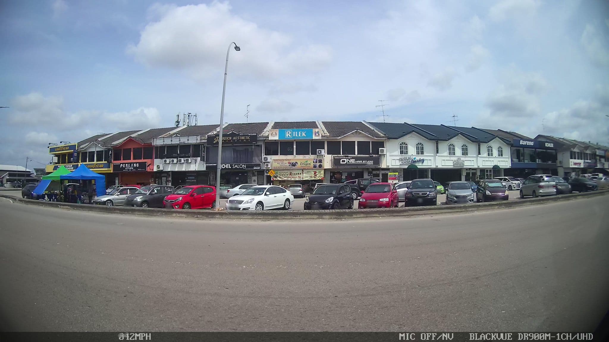 Street view near M Hotel, Bukit Indah — © kaart5 (CC BY-SA · Mapillary)