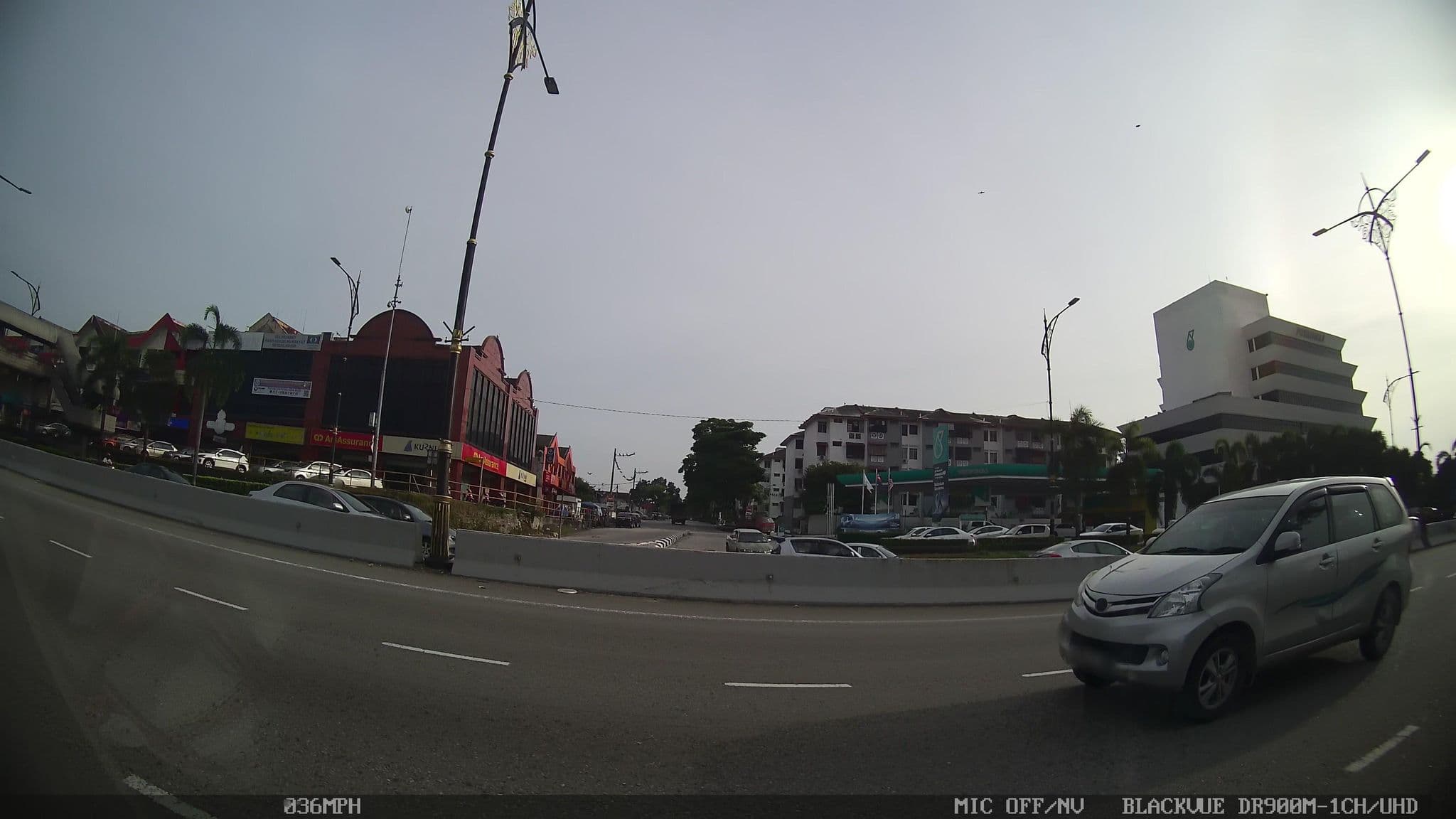 Street view near Straits View Hotel, Perling — © kaart5 (CC BY-SA · Mapillary)