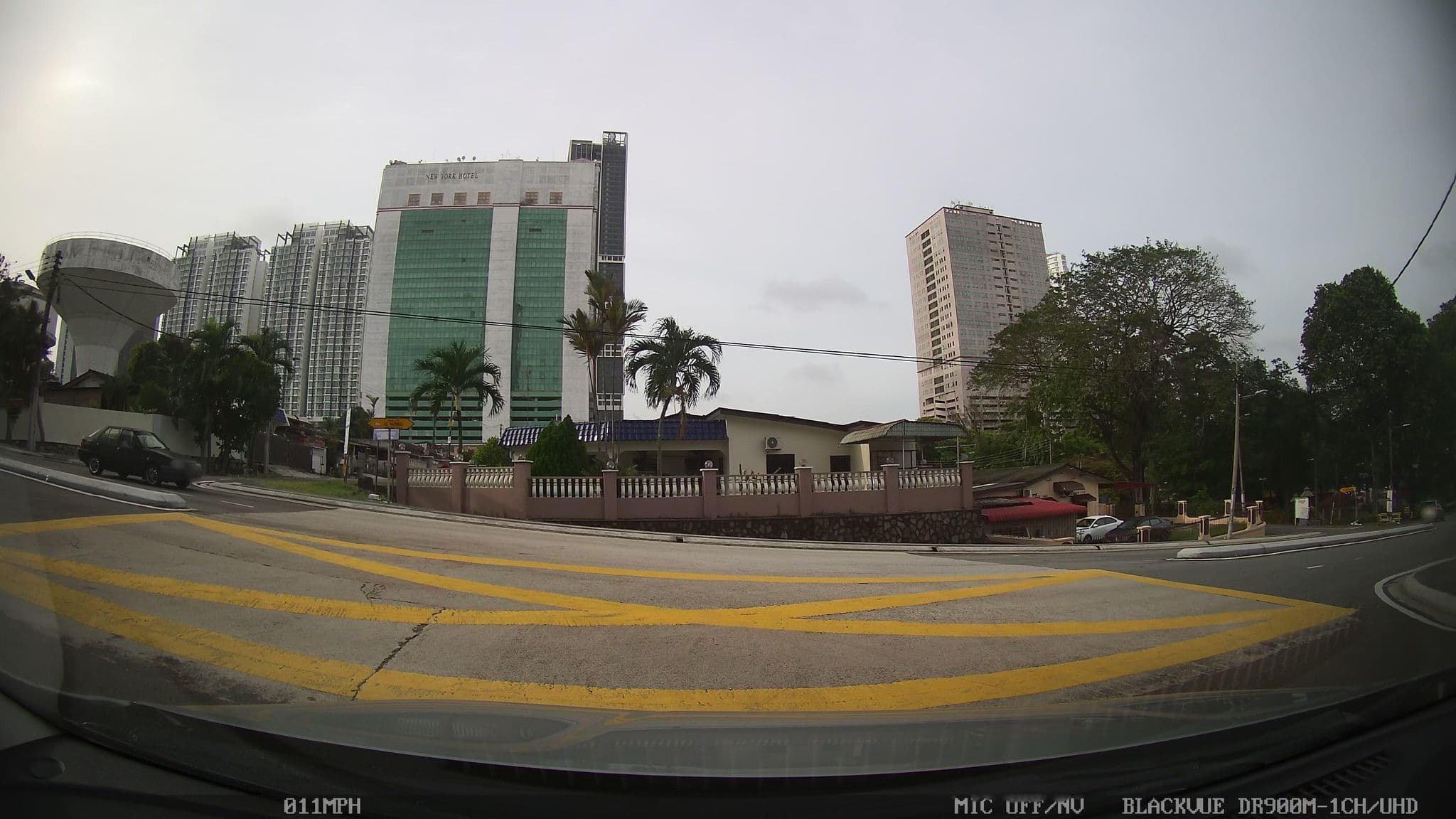 Street view near Swimming Pool Grand Paragon Hotel, Johor Bahru — © kaart_3 (CC BY-SA · Mapillary)