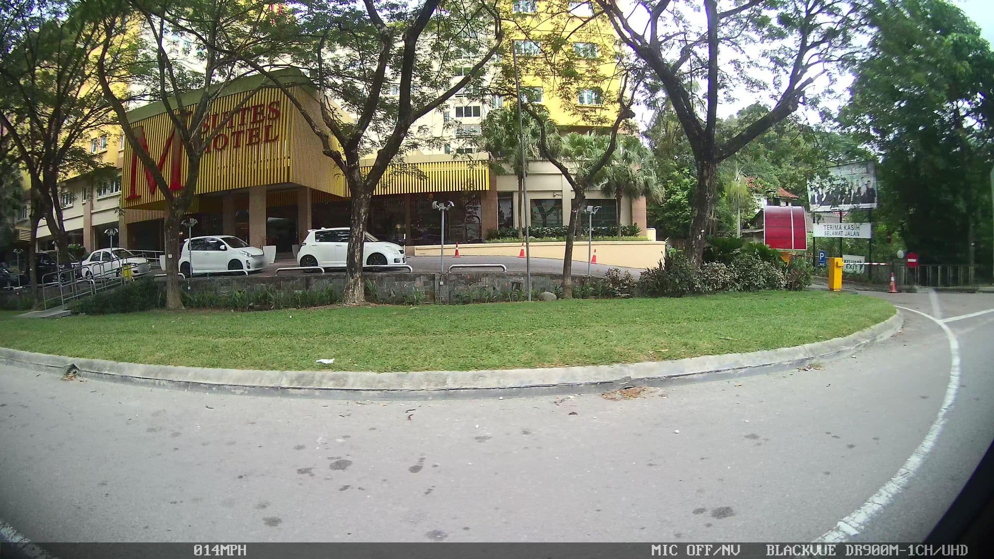 Street view near Pool Deck @ M Suites, Johor Bahru — © kaart5 (CC BY-SA · Mapillary)