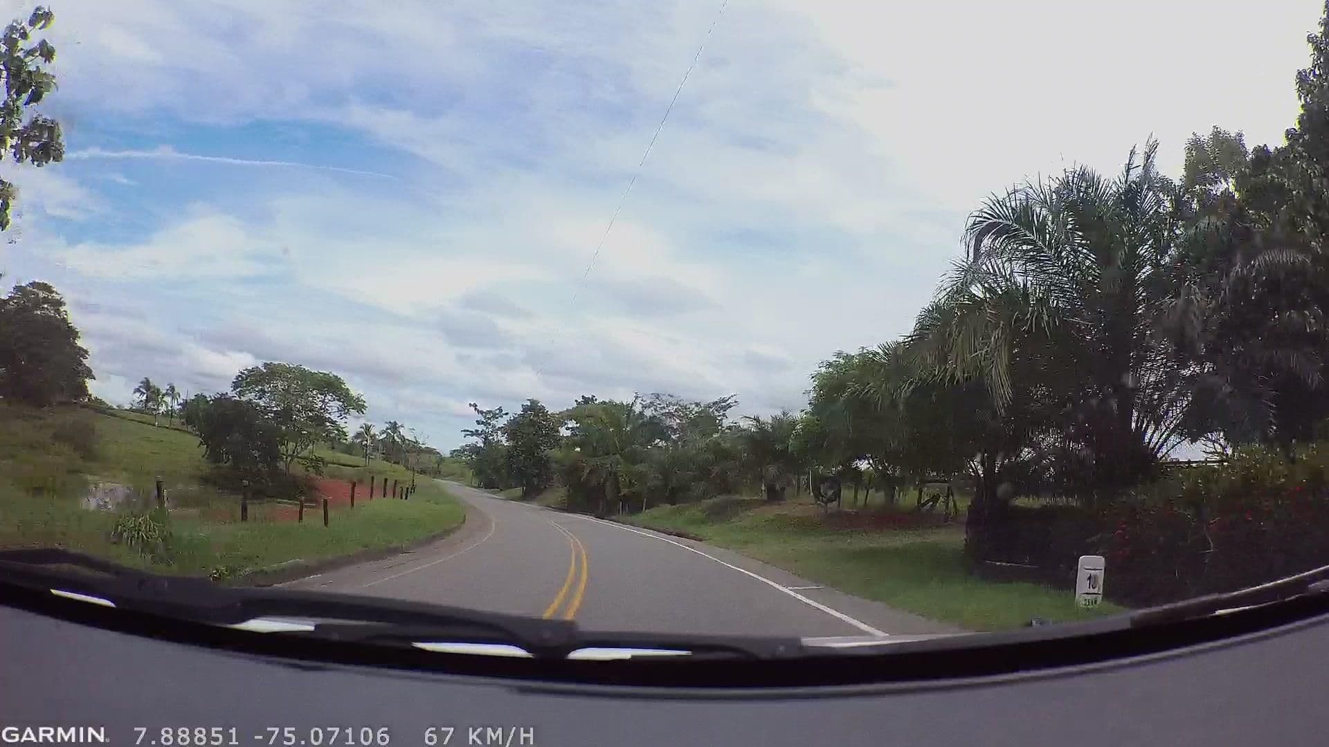 Street view near 01 excavadora fs, Caucasia — © santi1708 (CC BY-SA · Mapillary)