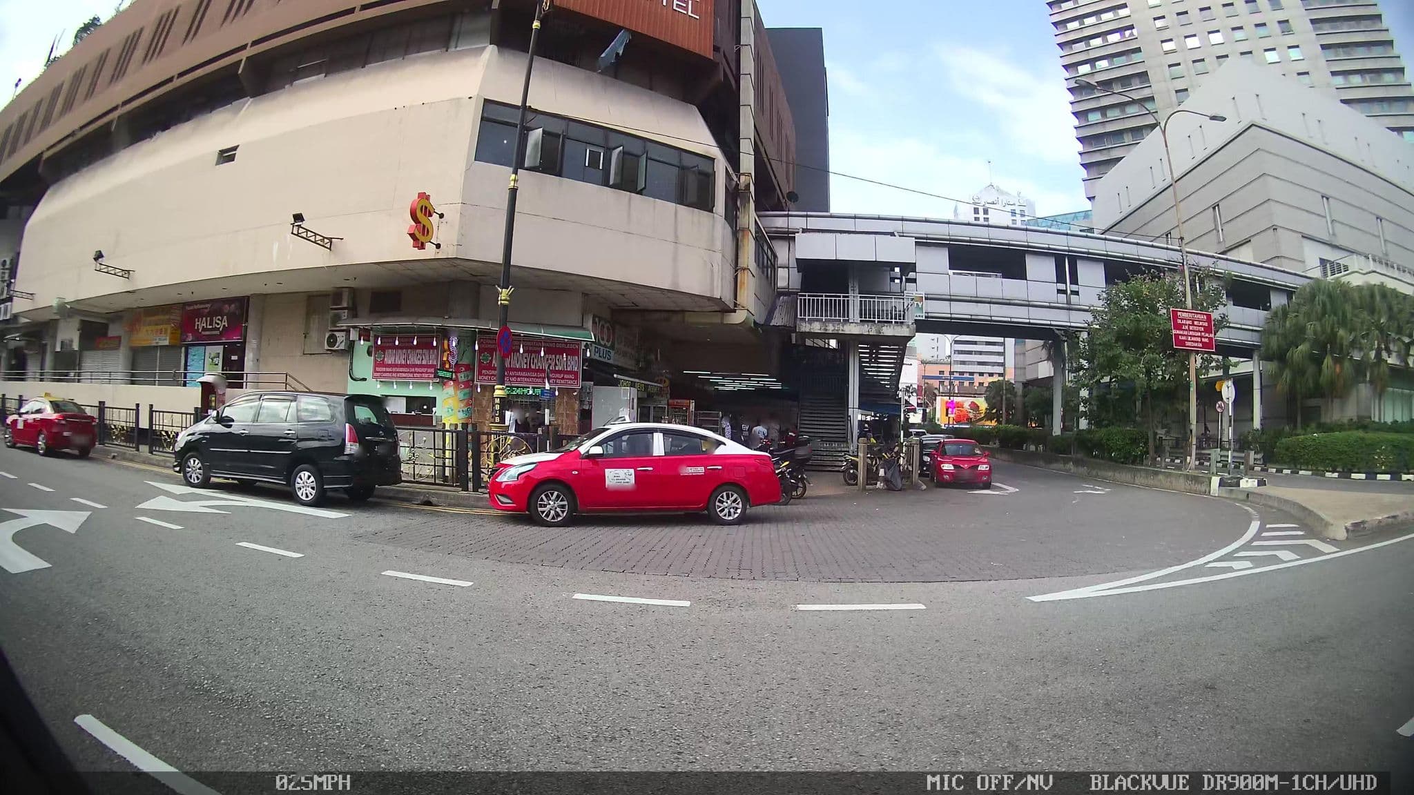 Street view near Central Hotel, Johor Bahru — © kaart_3 (CC BY-SA · Mapillary)