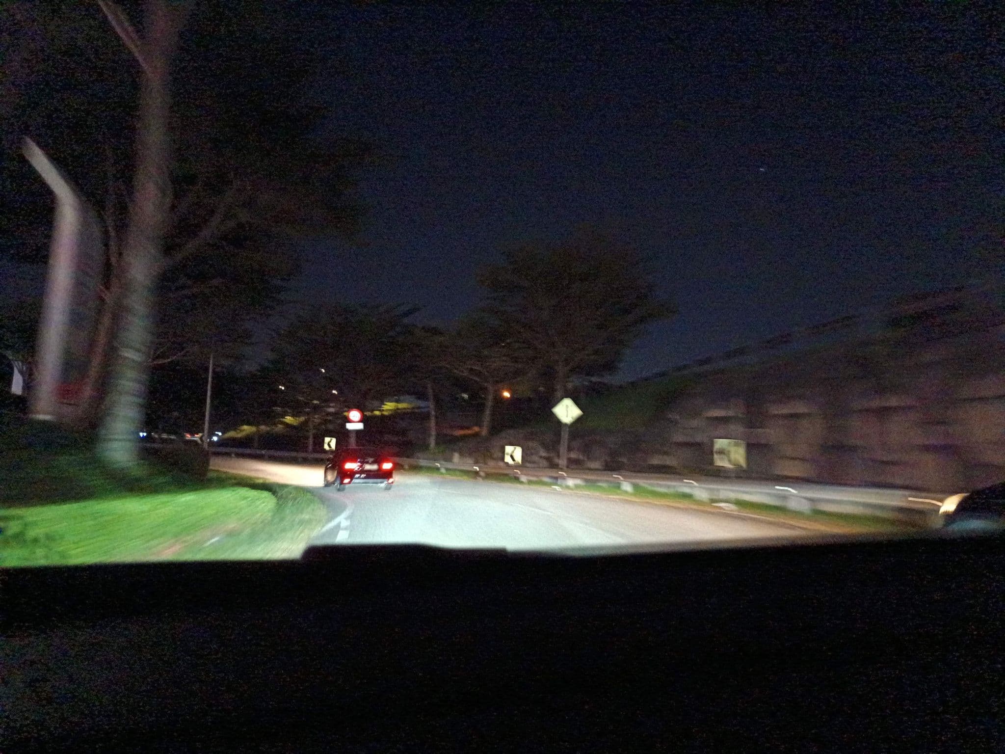 Street view near Fully Inn 富丽酒店, Setia Tropika — © YikQin (CC BY-SA · Mapillary)