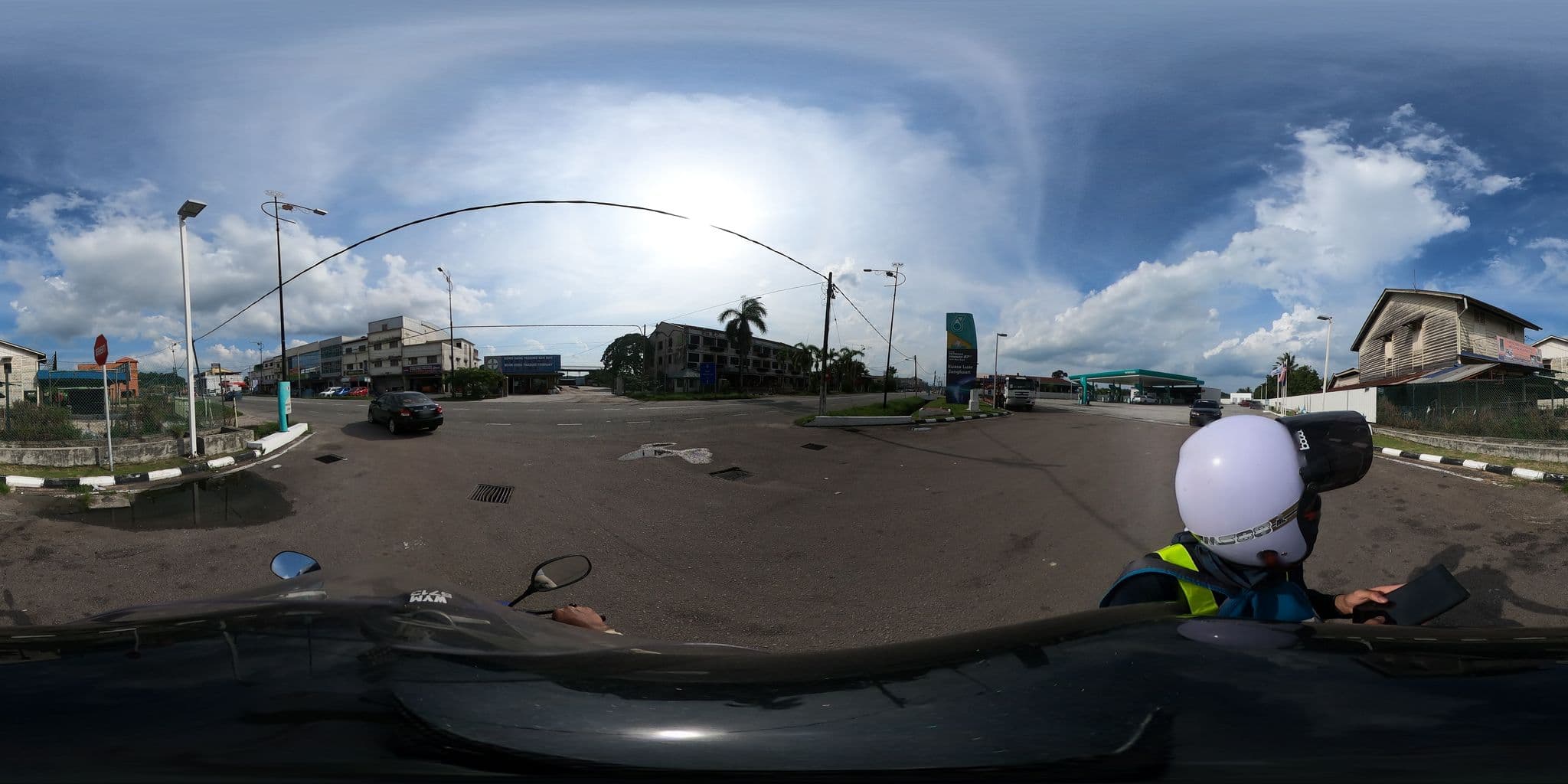 Street view near Berjaya tioman suite, Mersing — © yoi (CC BY-SA · Mapillary)