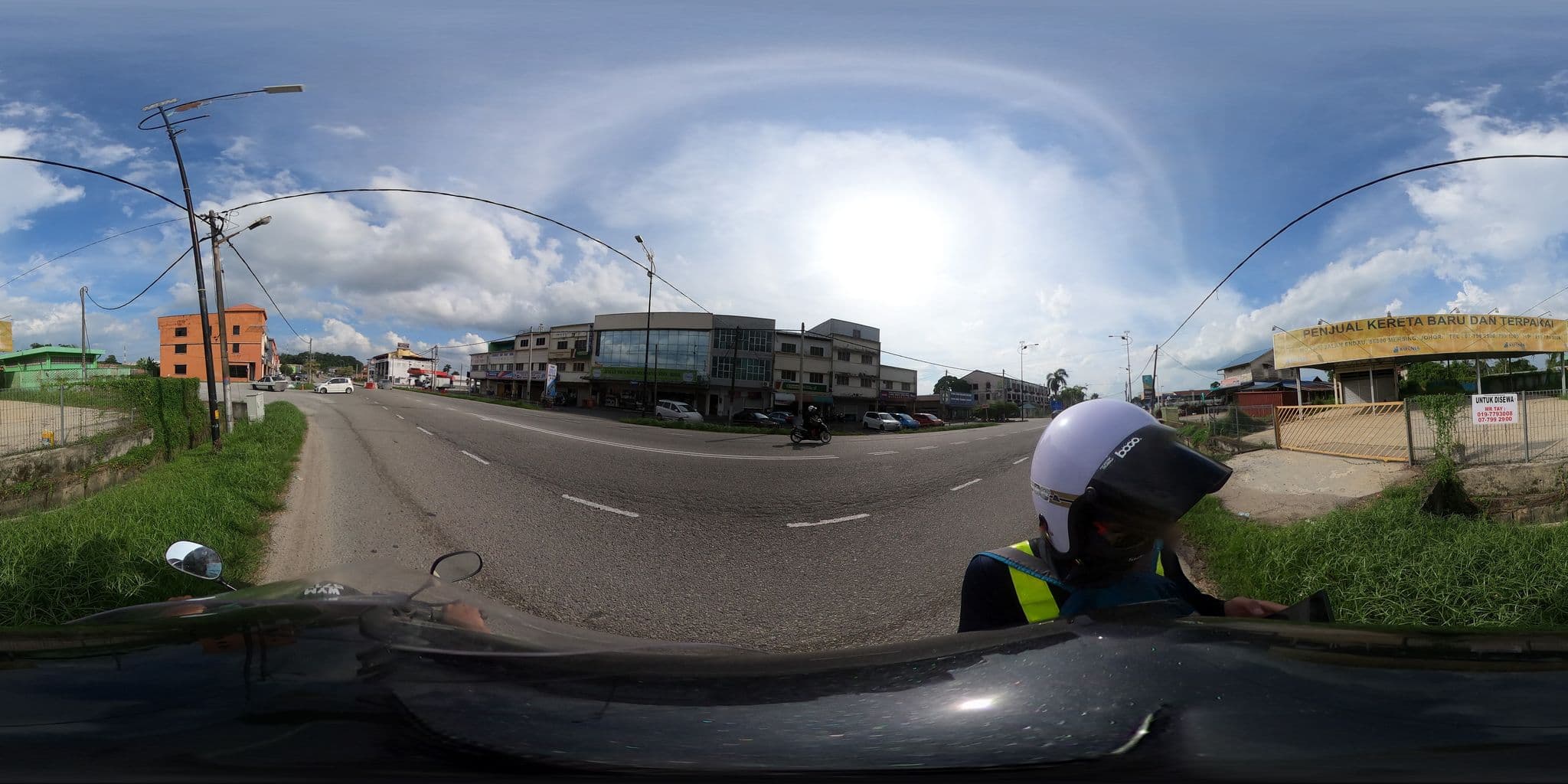Street view near Dive Asia Hotel, Mersing — © yoi (CC BY-SA · Mapillary)