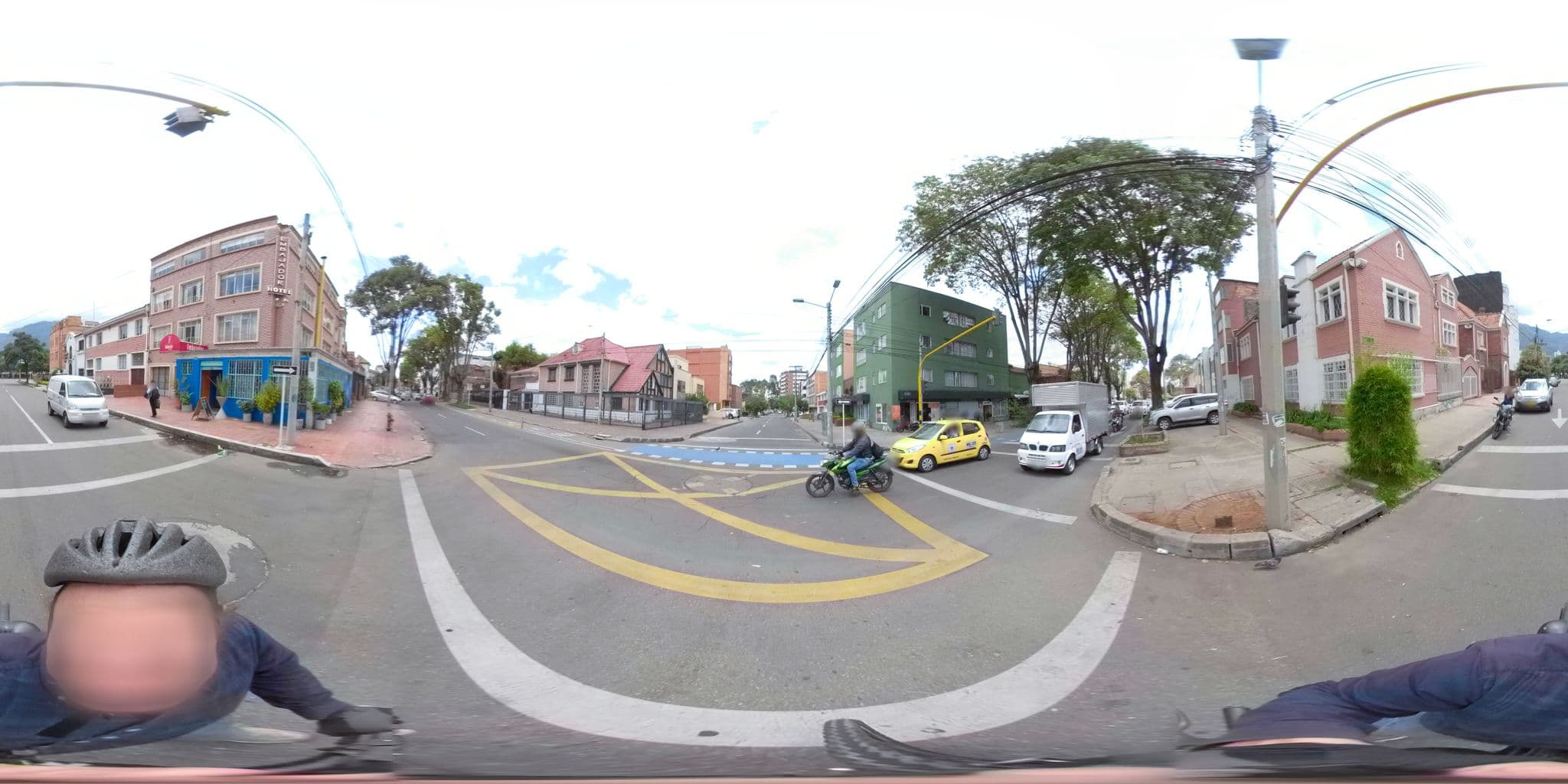 Street view near Embajador Hotel, Bogotá