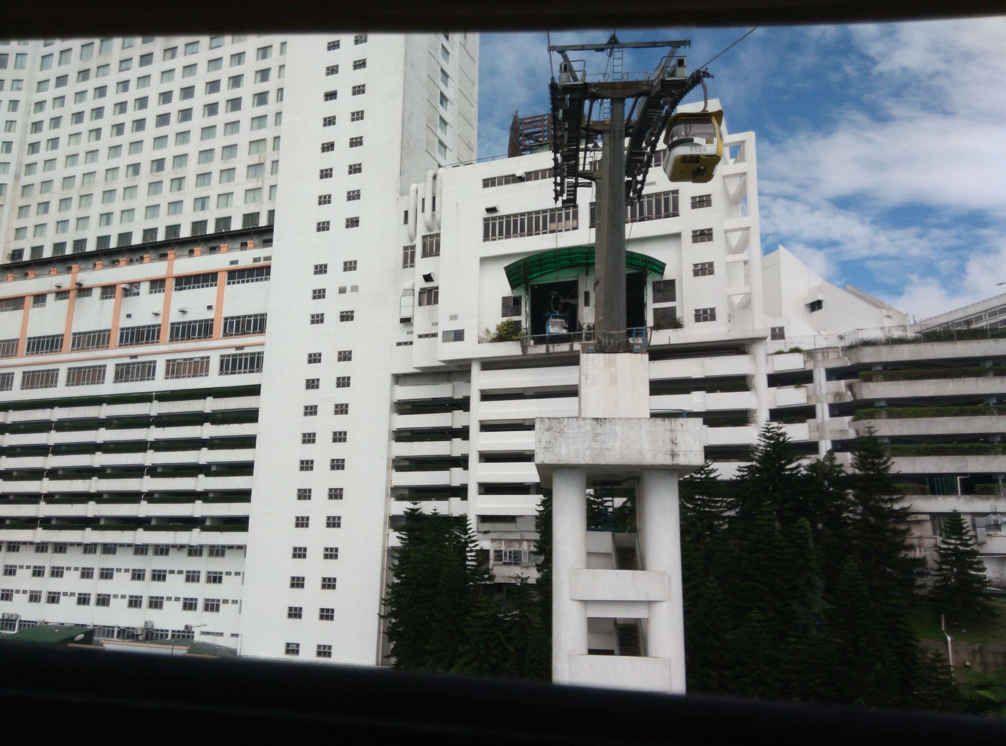 Street view near D' Hill Inn Hotel, Kampung Bukit Tinggi, Bentong — © ckkw (CC BY-SA · Mapillary)