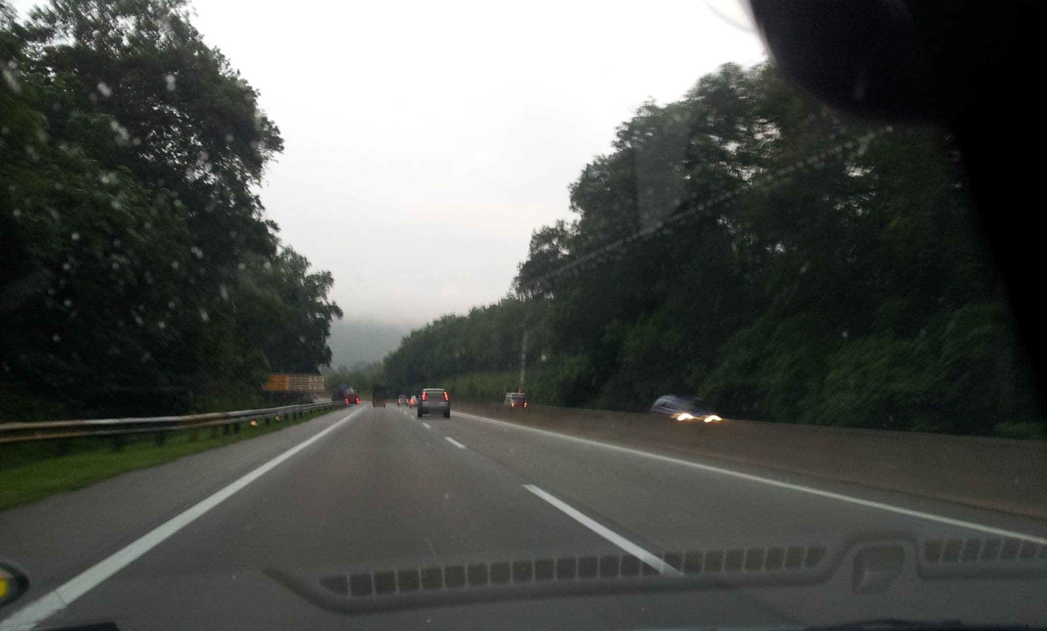 Street view near summer beach hotel, Bentong Town — © roadroid (CC BY-SA · Mapillary)