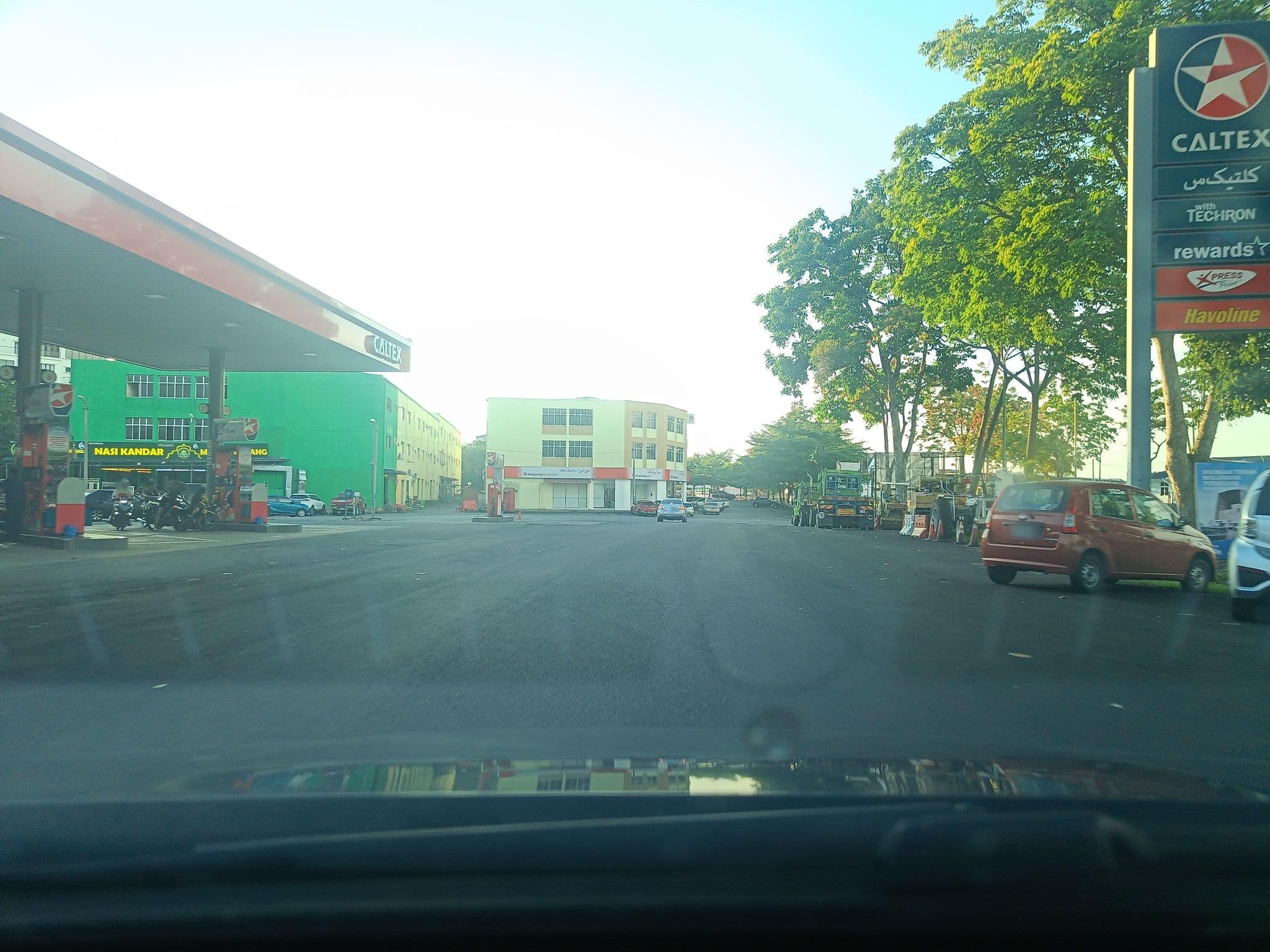 Street view near Hill Resort , Jerantut, Jerantut — © NSalleh (CC BY-SA · Mapillary)