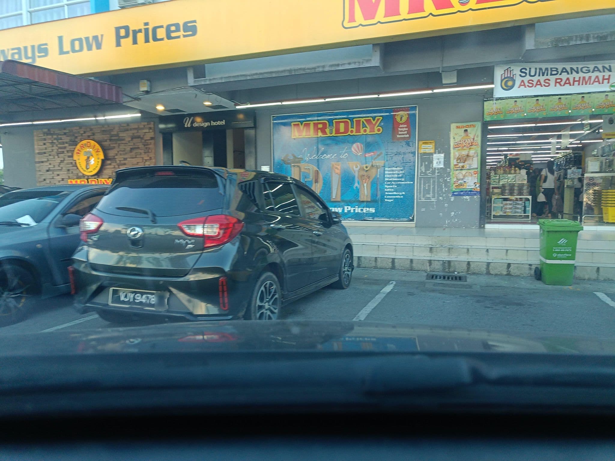 Street view near Hotel Kawanku, Temerluh — © NSalleh (CC BY-SA · Mapillary)