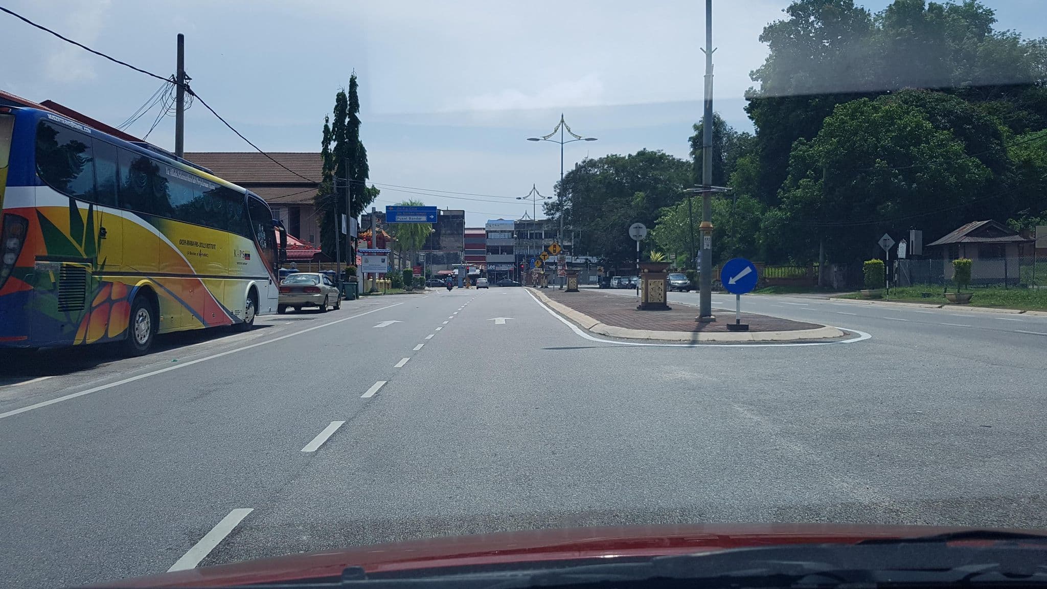 Street view near Romm no. 320, Hotel Seri Malaysia, Kuala Terengganu — © aaronshenhao (CC BY-SA · Mapillary)