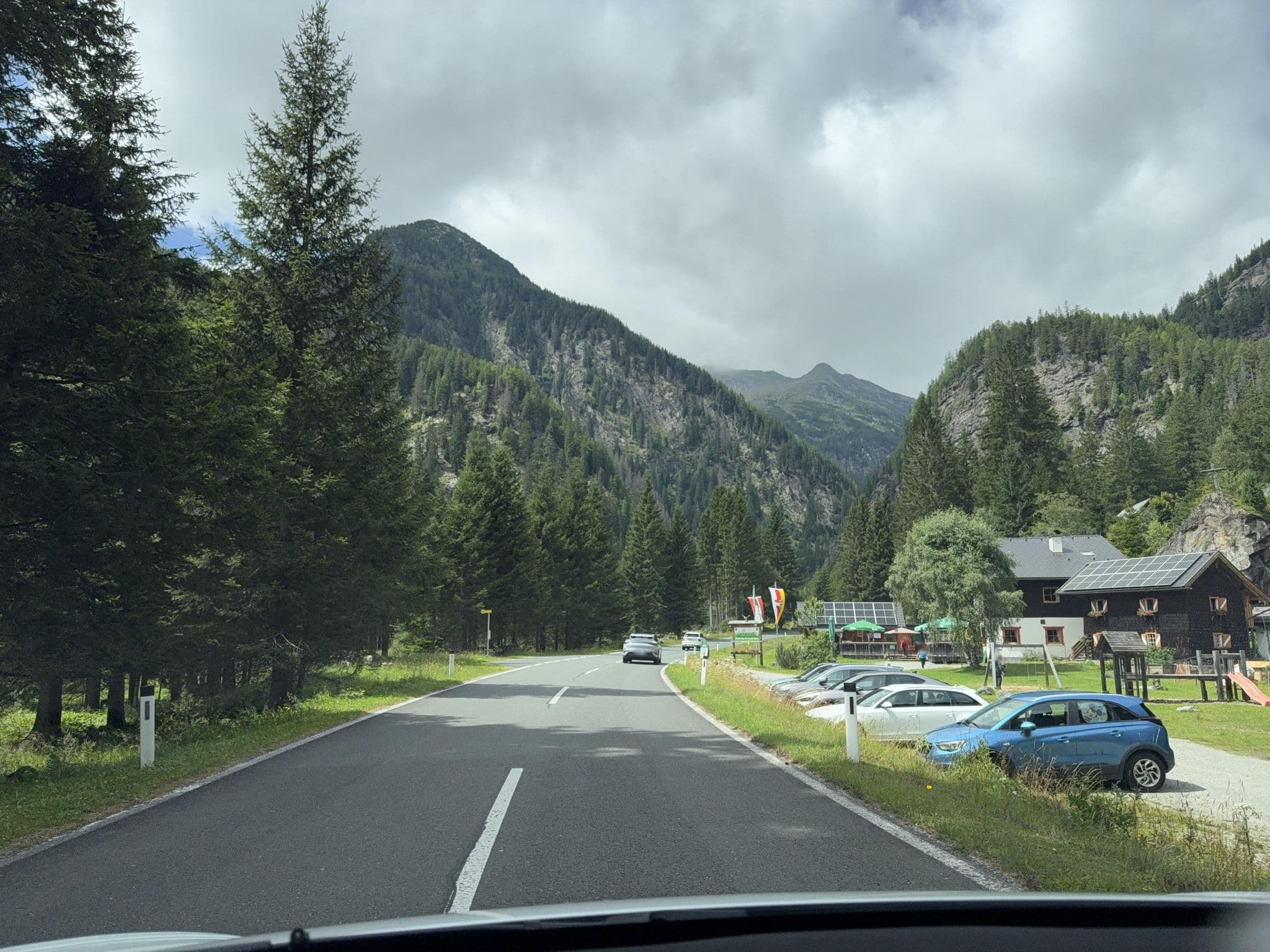 Street view near Gmünder Hütte, Sankt Michael im Lungau — © ottor (CC BY-SA · Mapillary)