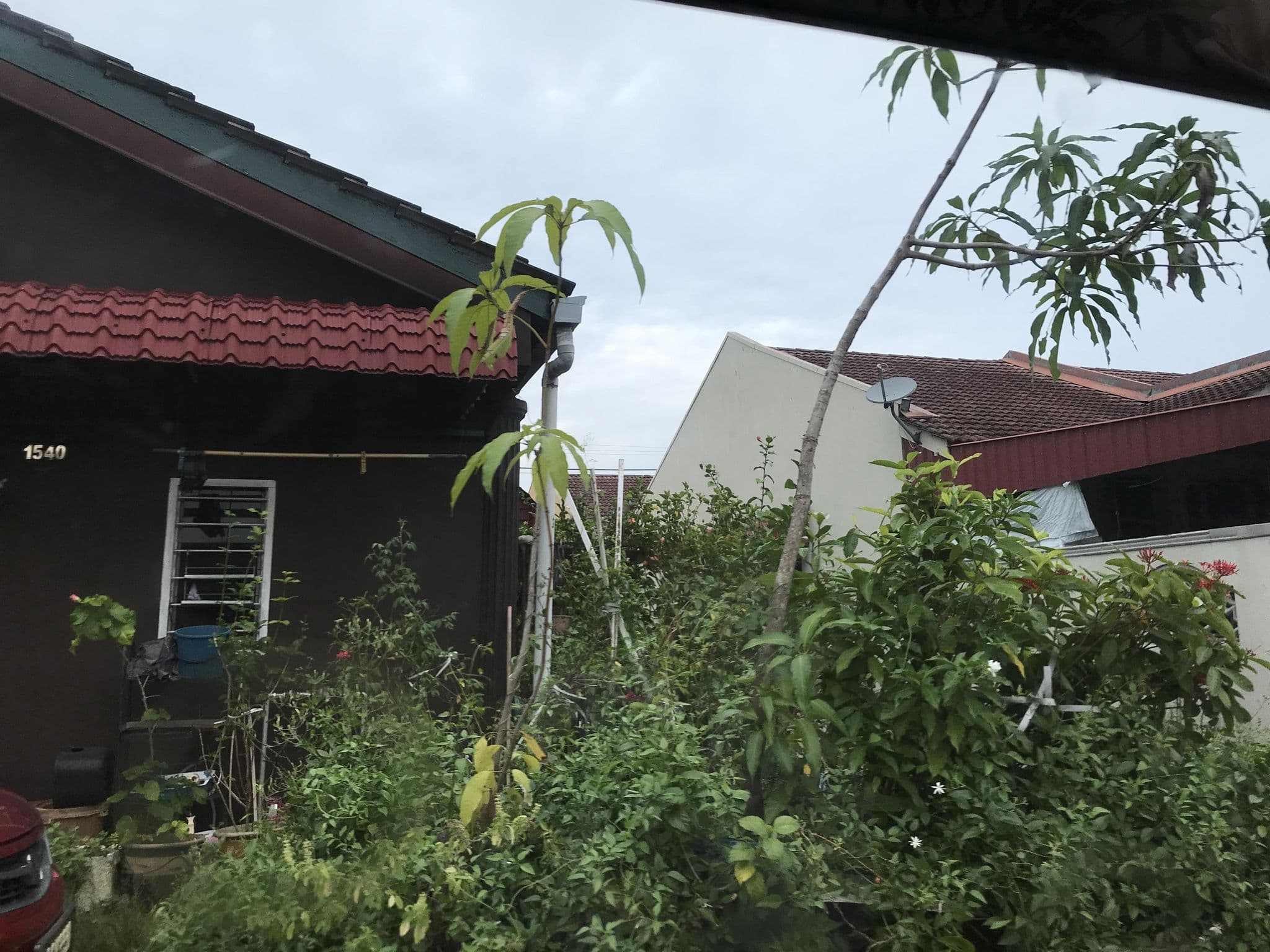 Street view near Homestay Kak Na, Wakaf Baharu — © Jeddy (CC BY-SA · Mapillary)