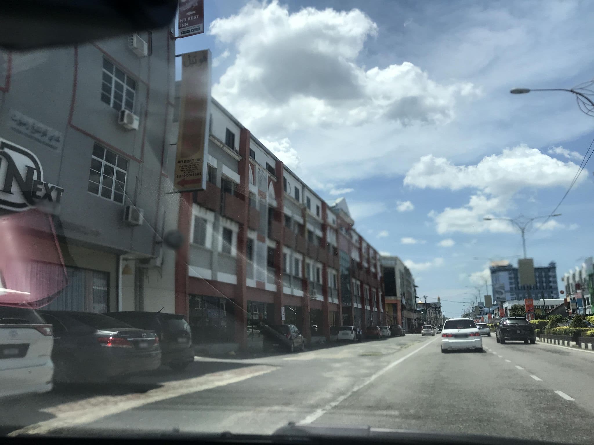 Street view near Kb Rest Inn Hotel, Kota Bharu — © Jeddy (CC BY-SA · Mapillary)