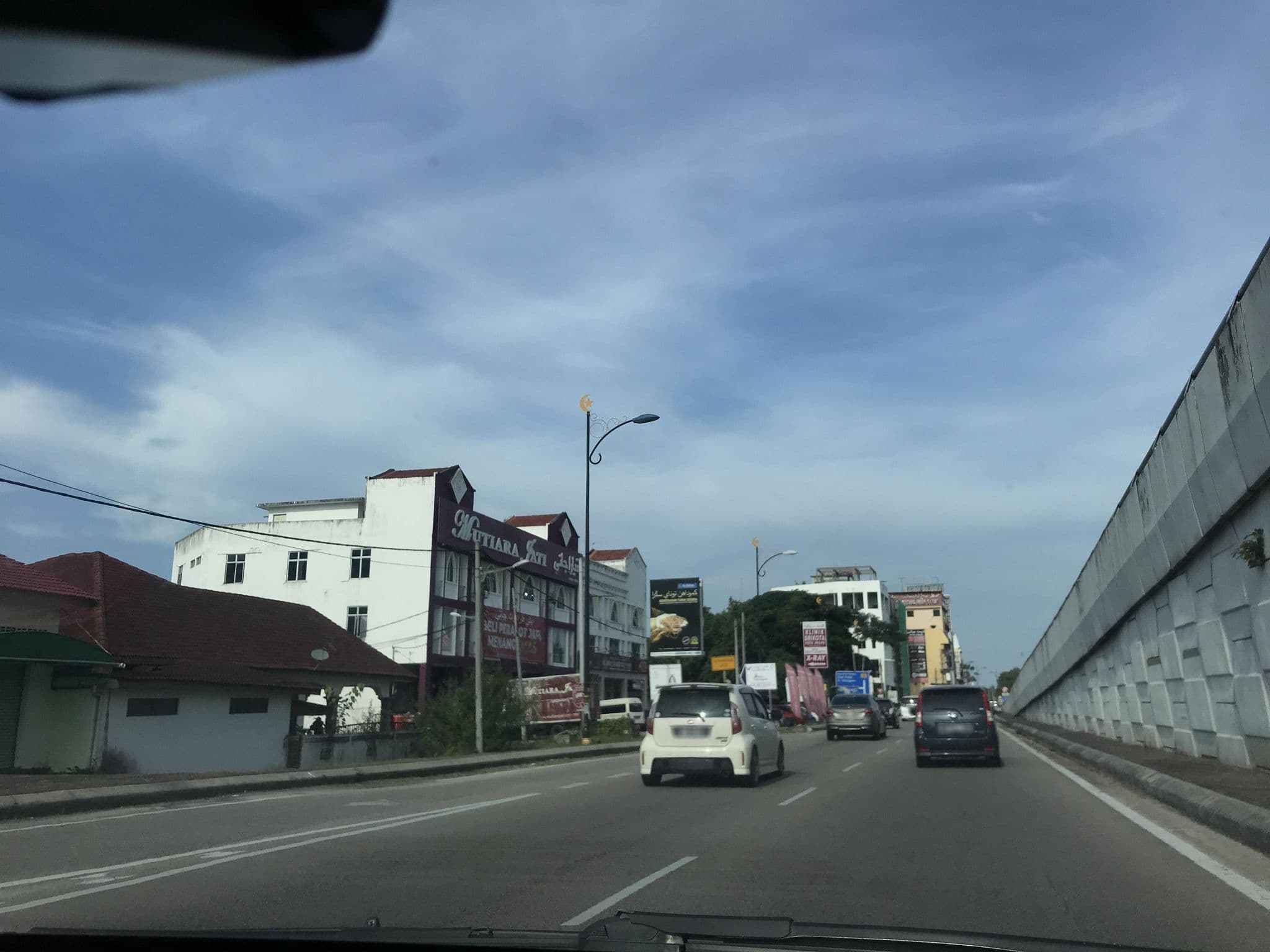 Street view near Room 1916, Kampung Wakaf Sku — © Jeddy (CC BY-SA · Mapillary)