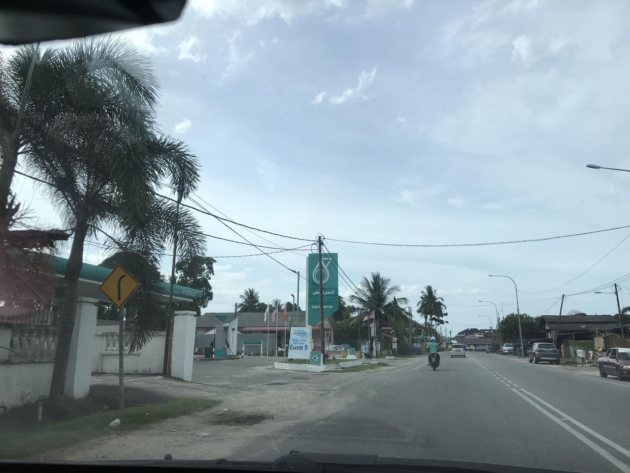 Street view near Homestay Pintu Geng, Kampung Wakaf Sku — © Jeddy (CC BY-SA · Mapillary)