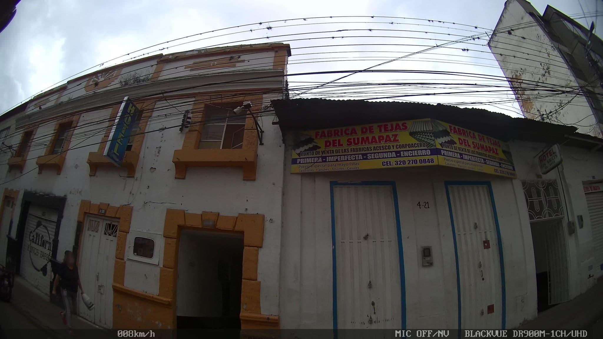 Street view near Hotel Los Sauces, Fusagasugá — © kaart_2 (CC BY-SA · Mapillary)