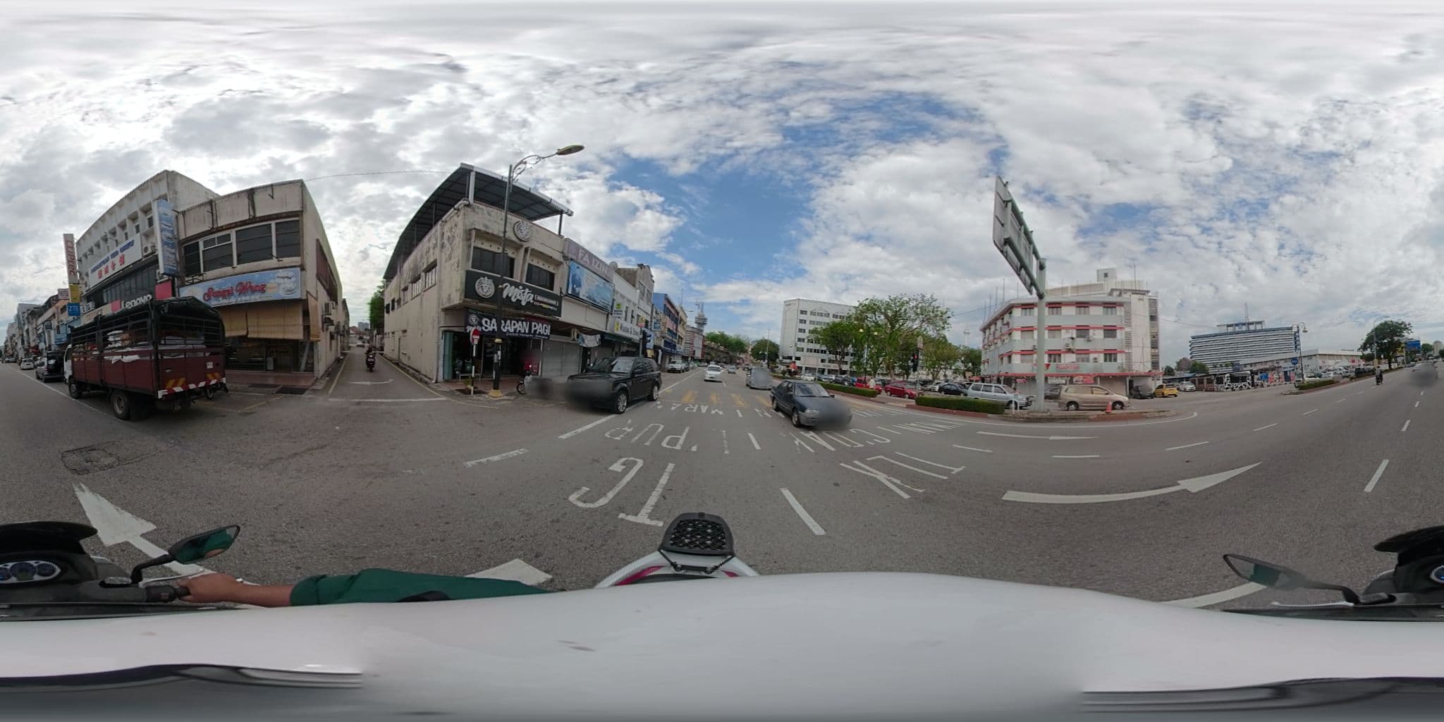 Street view near Mista Reggae House, Kuantan — © faizmahabob (CC BY-SA · Mapillary)