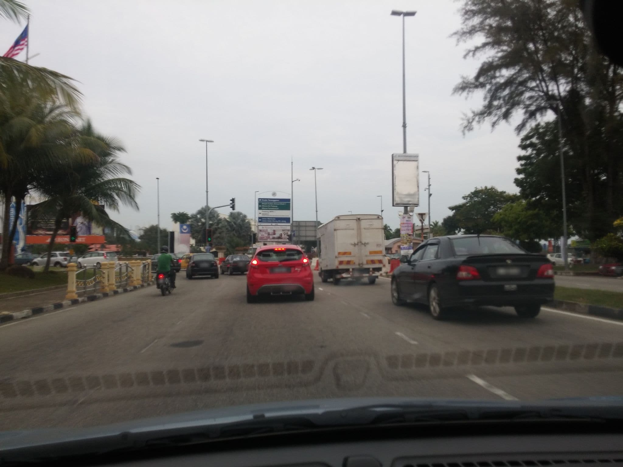 Street view near De Spring Kuantan, Kuantan — © roadroid (CC BY-SA · Mapillary)