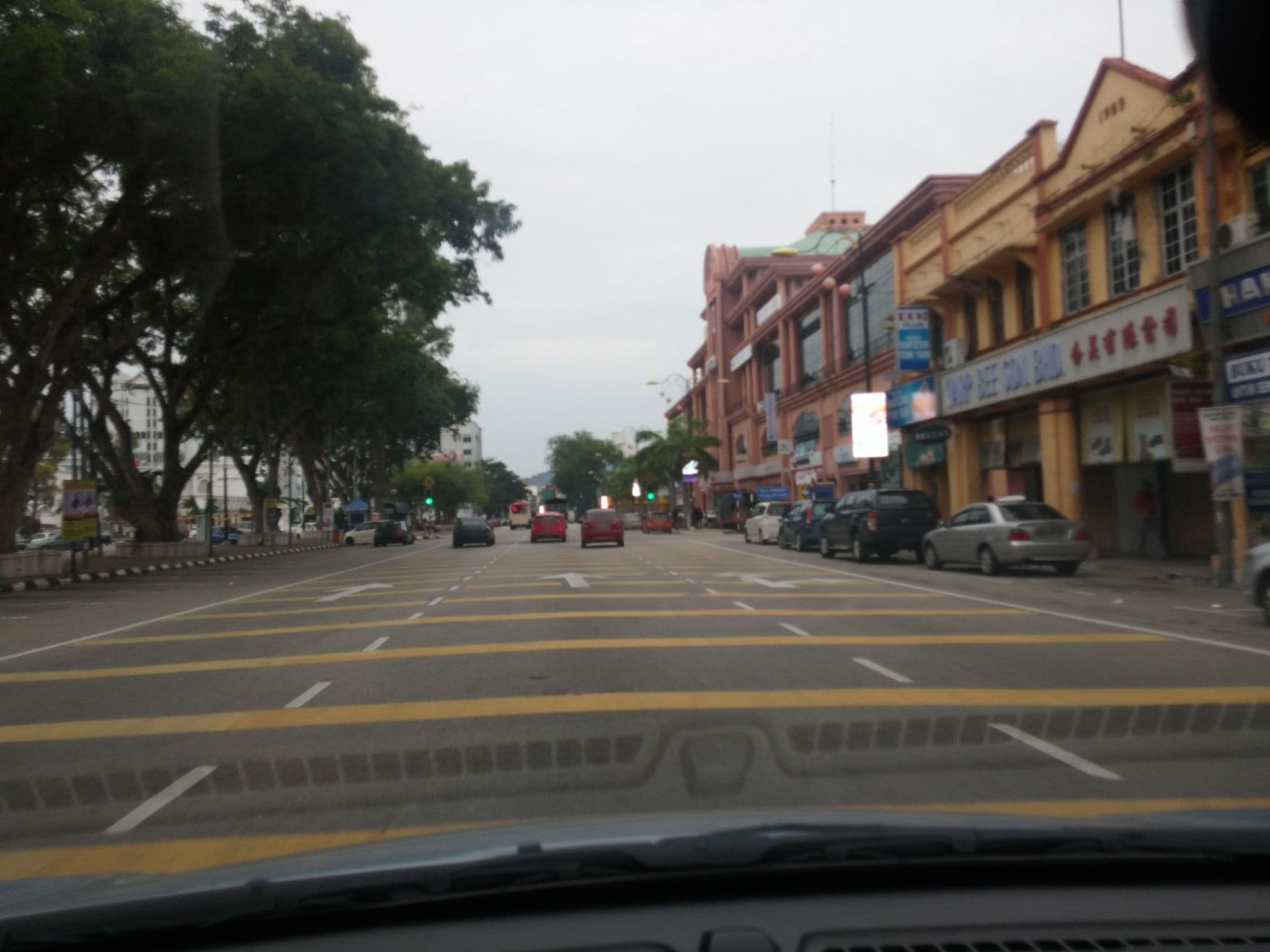 Street view near Hotel Fargo Boutique, Kuantan — © roadroid (CC BY-SA · Mapillary)