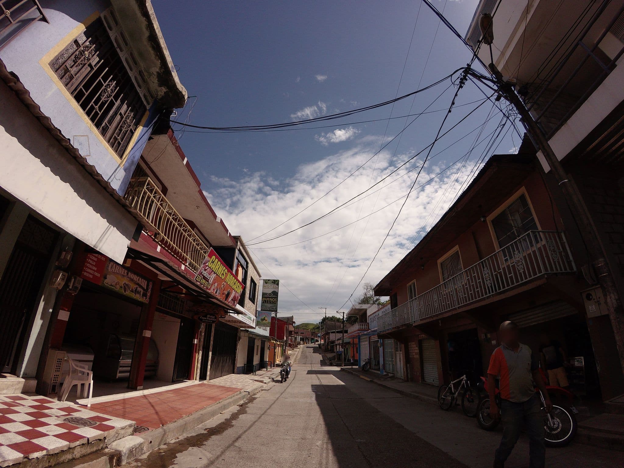 Street view near Hotel Buenas Aires, Norcasia — © juliancastroz (CC BY-SA · Mapillary)