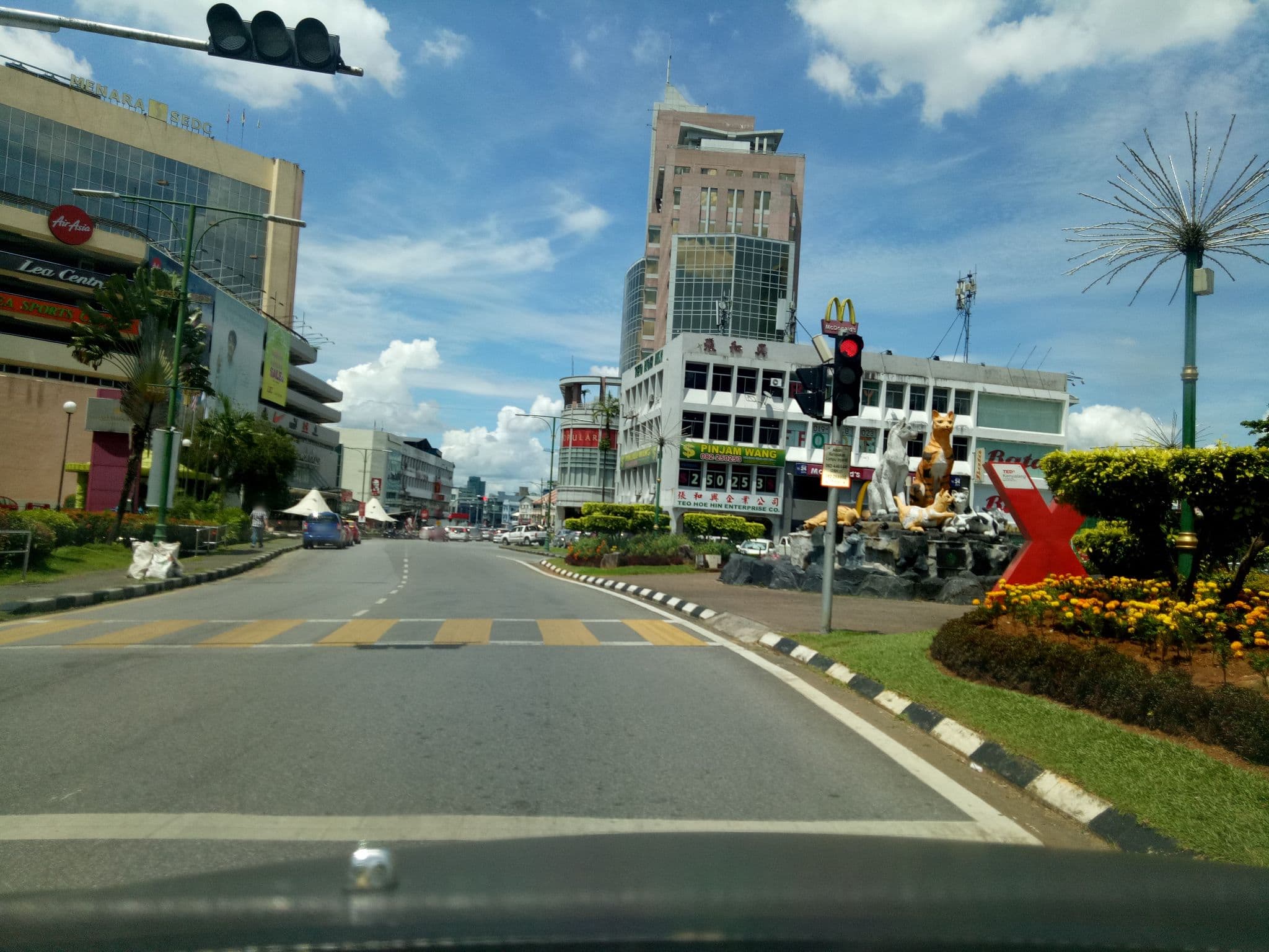 Street view near Windows on Kuching Suite 4, Riversdide Majestic Hotel, Kuching — © ronny_mile (CC BY-SA · Mapillary)