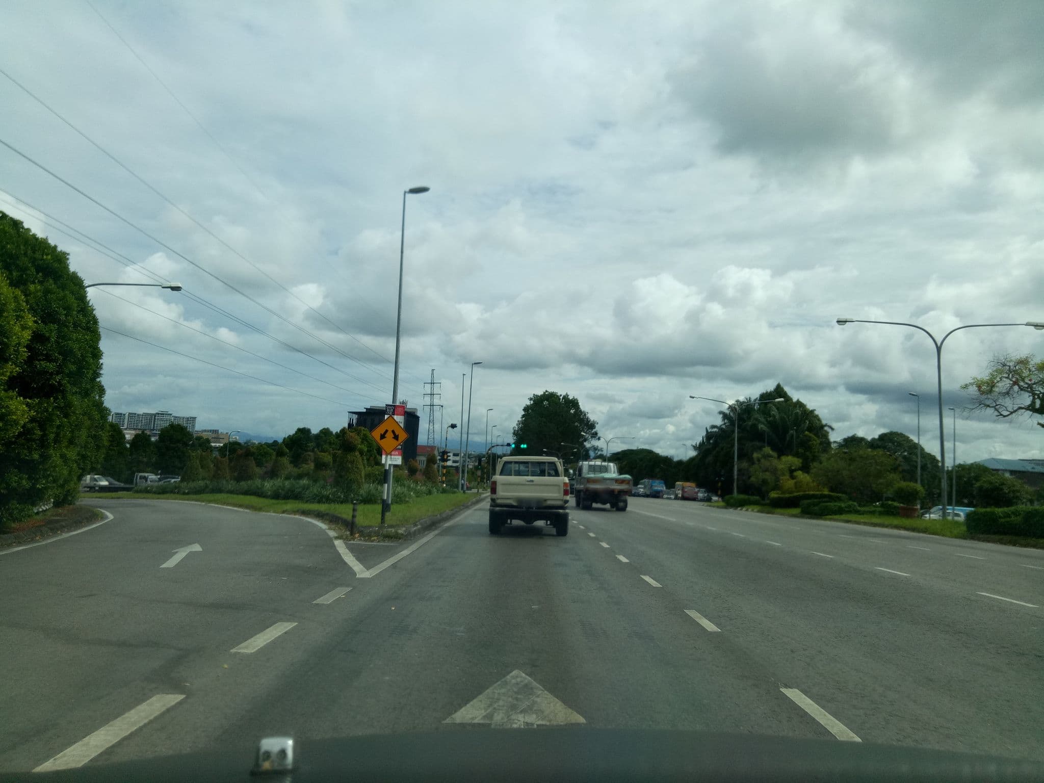 Street view near Grand Dormani Rajah Court Hotel, Kuching — © morgana88 (CC BY-SA · Mapillary)