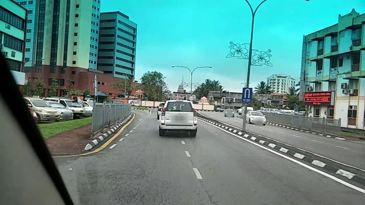 Street view near 丽华大酒店 @ Kuching, Kuching — © roadroid (CC BY-SA · Mapillary)