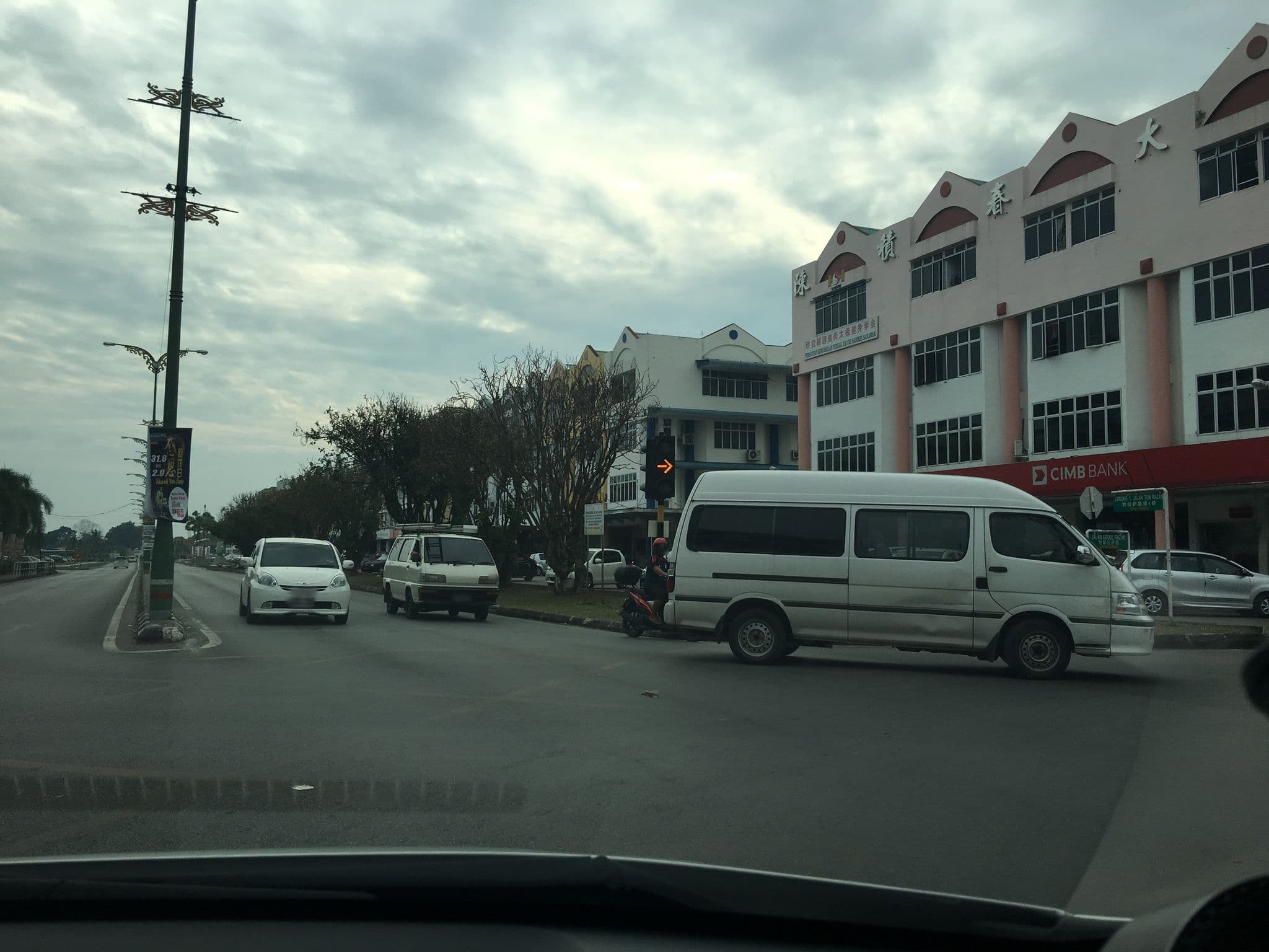 Street view near Dragon Inn, Sarikei — © lim7000 (CC BY-SA · Mapillary)