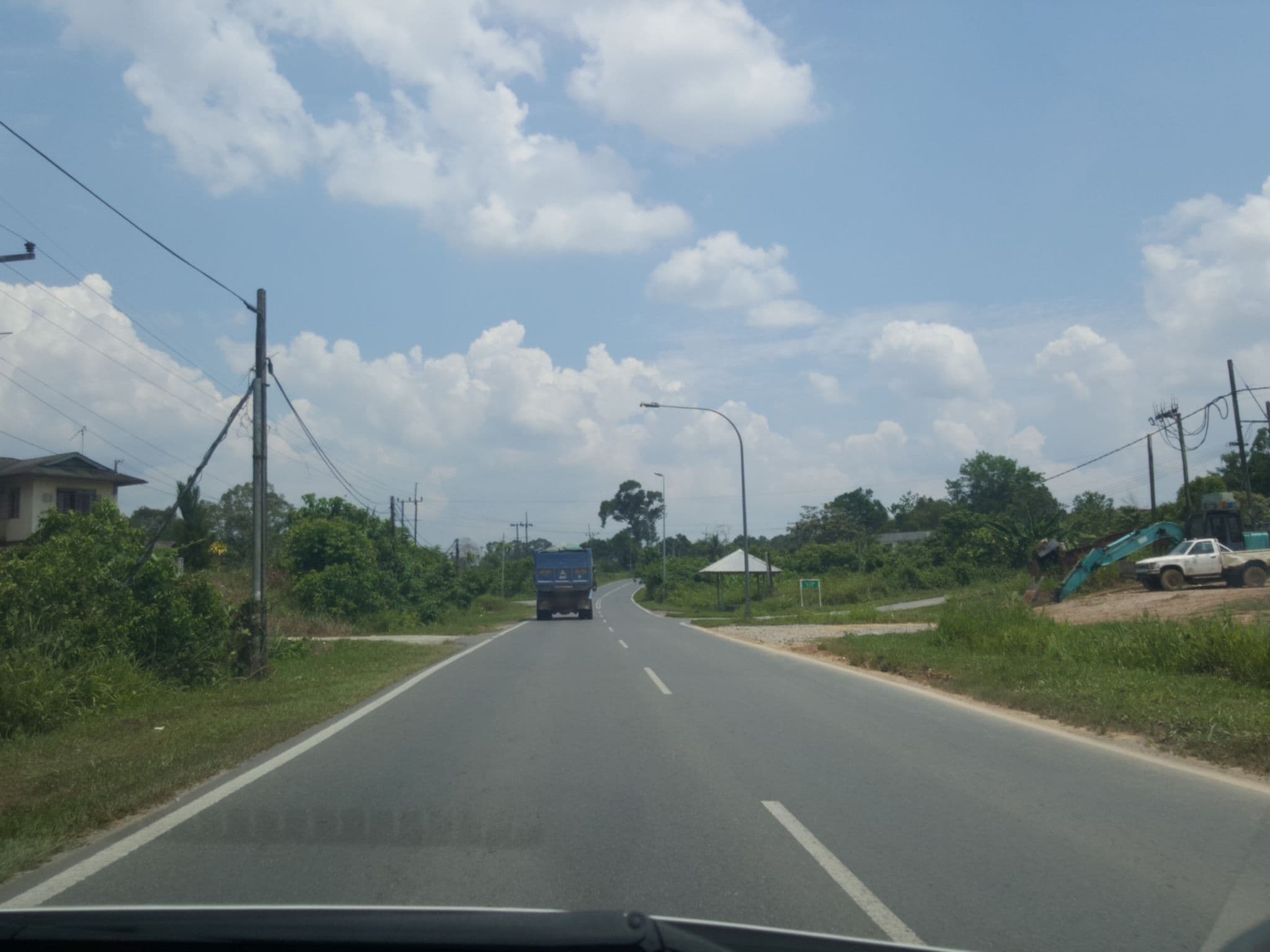 Street view near Kapit Riverview Inn, Sarikei — © lim7000 (CC BY-SA · Mapillary)