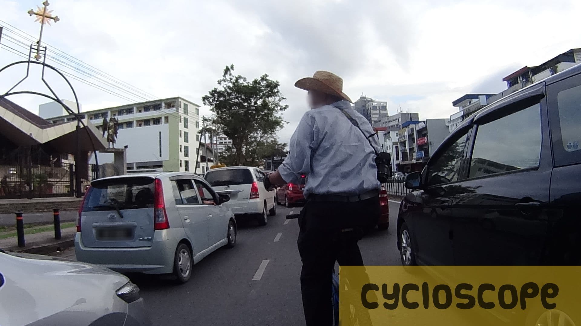 Street view near Sanyong Hotel, Sibu — © cycloscope (CC BY-SA · Mapillary)