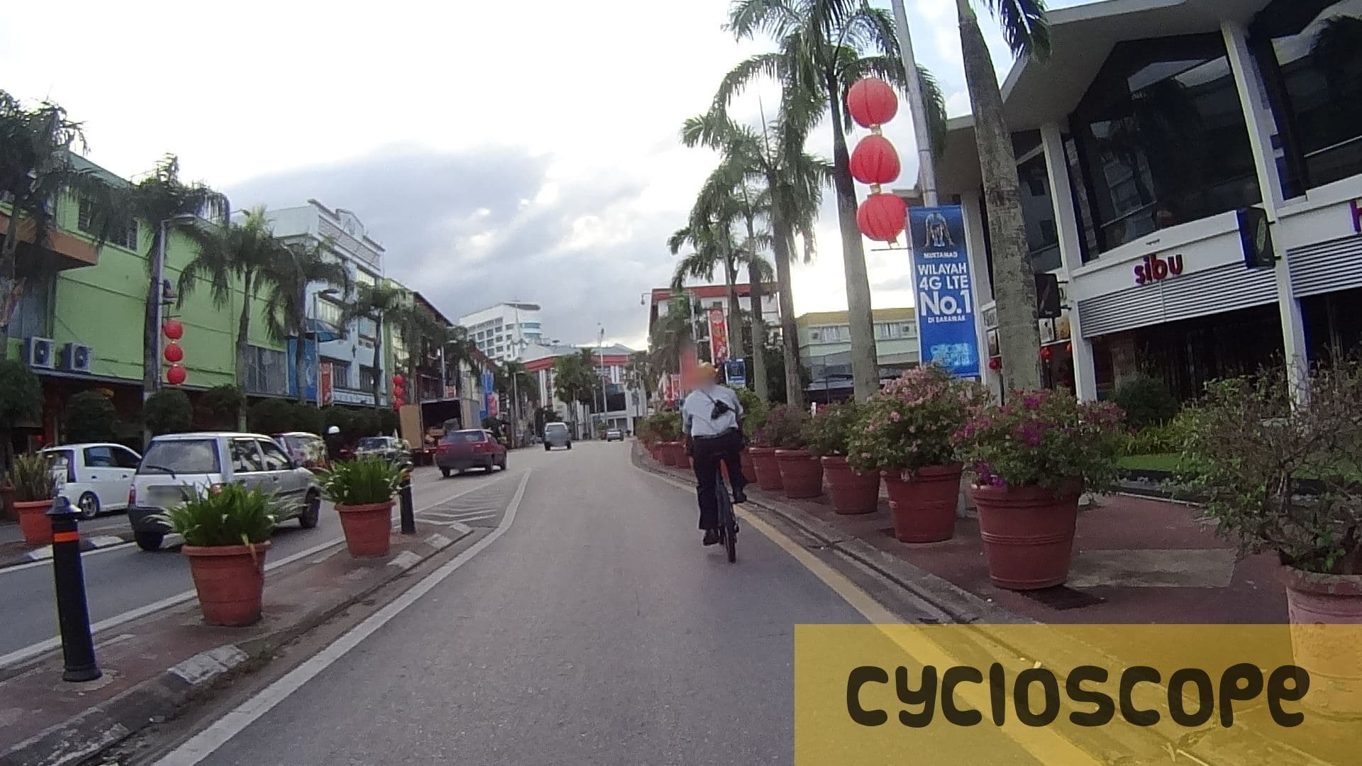 Street view near Centre Inn, Sibu — © cycloscope (CC BY-SA · Mapillary)