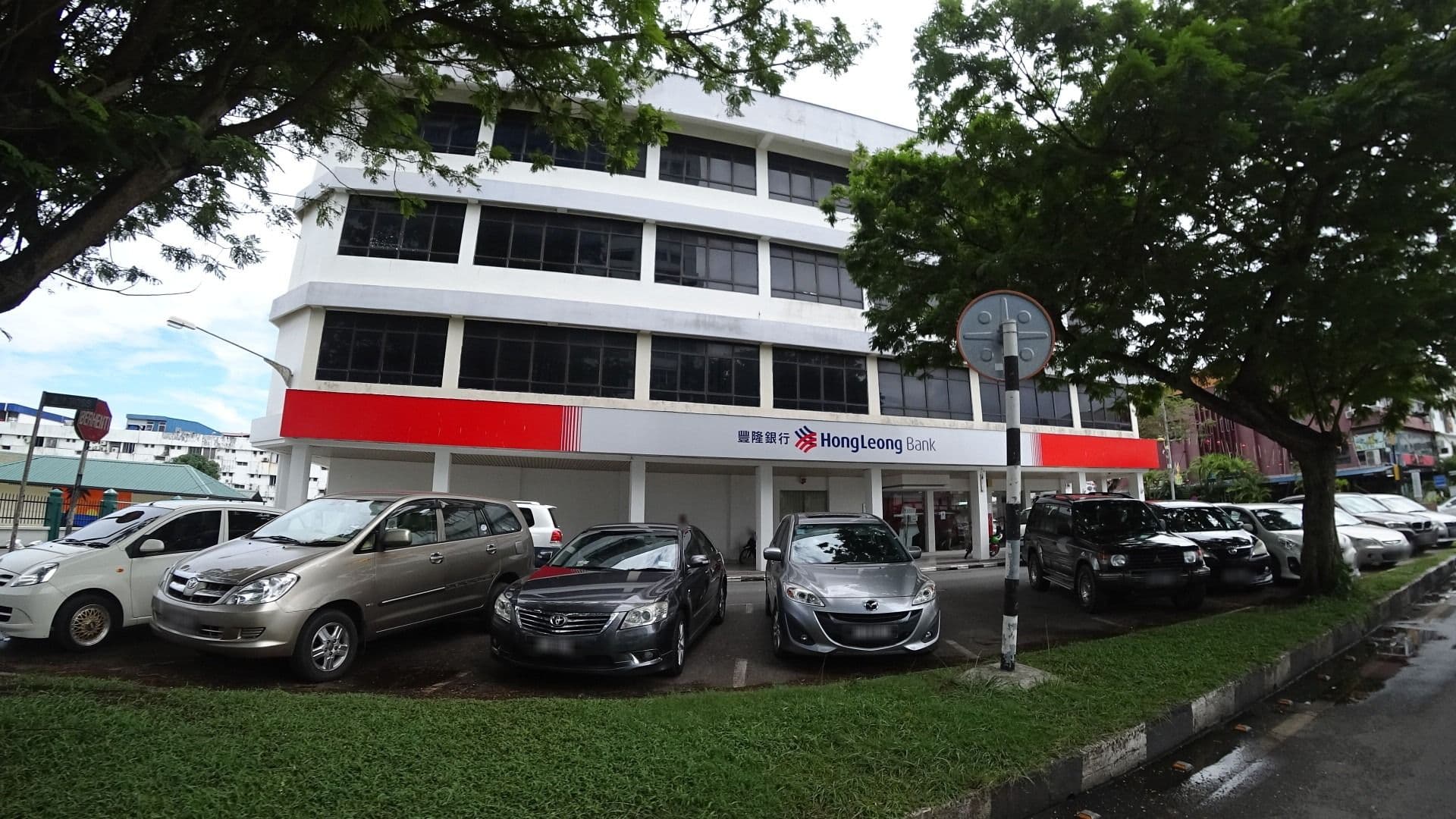 Street view near Lobby Mega Hotel Miri, Miri — © raito (CC BY-SA · Mapillary)
