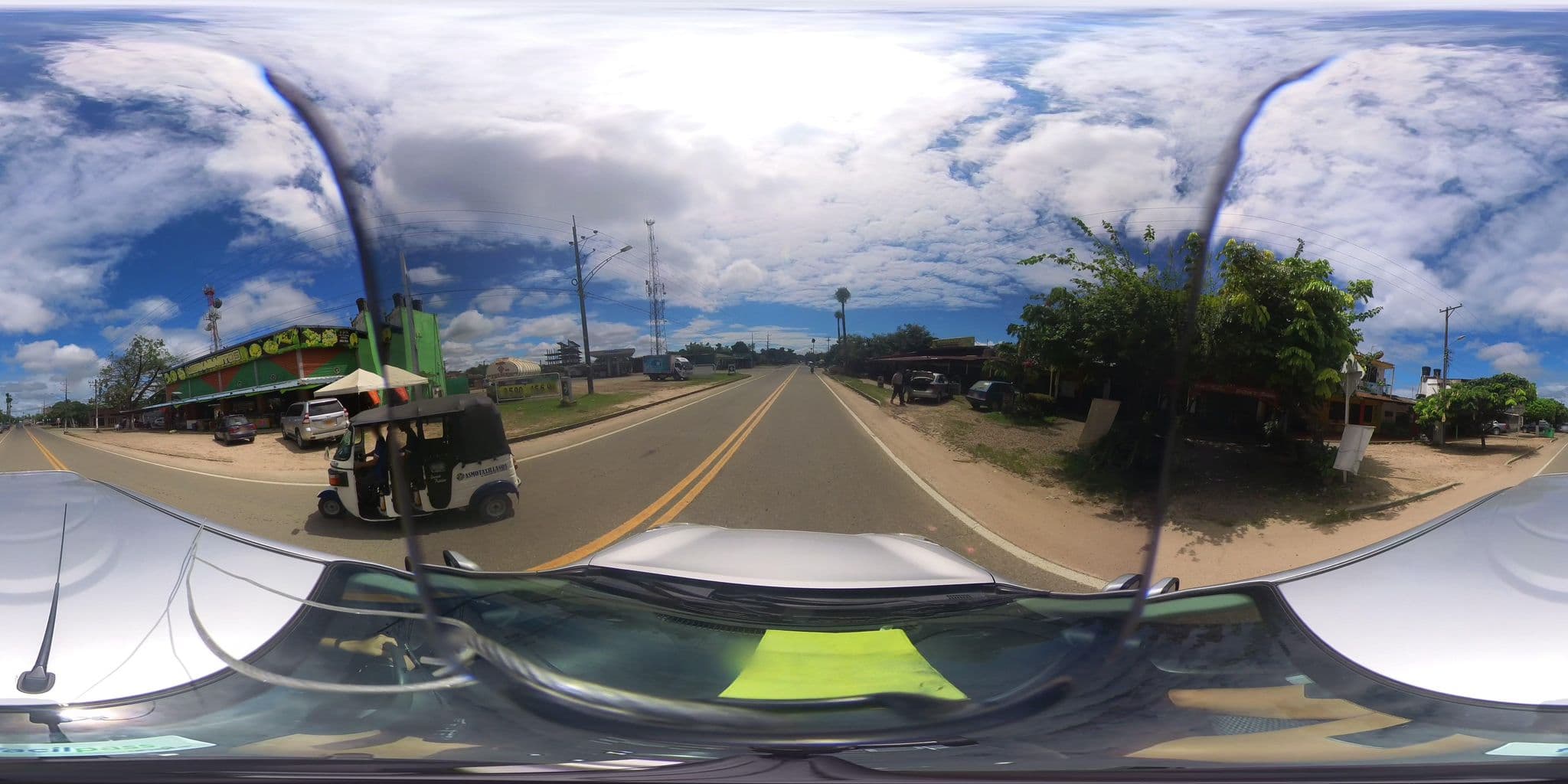 Street view near Hospedaje el corporal, Puerto López — © juanmelo (CC BY-SA · Mapillary)