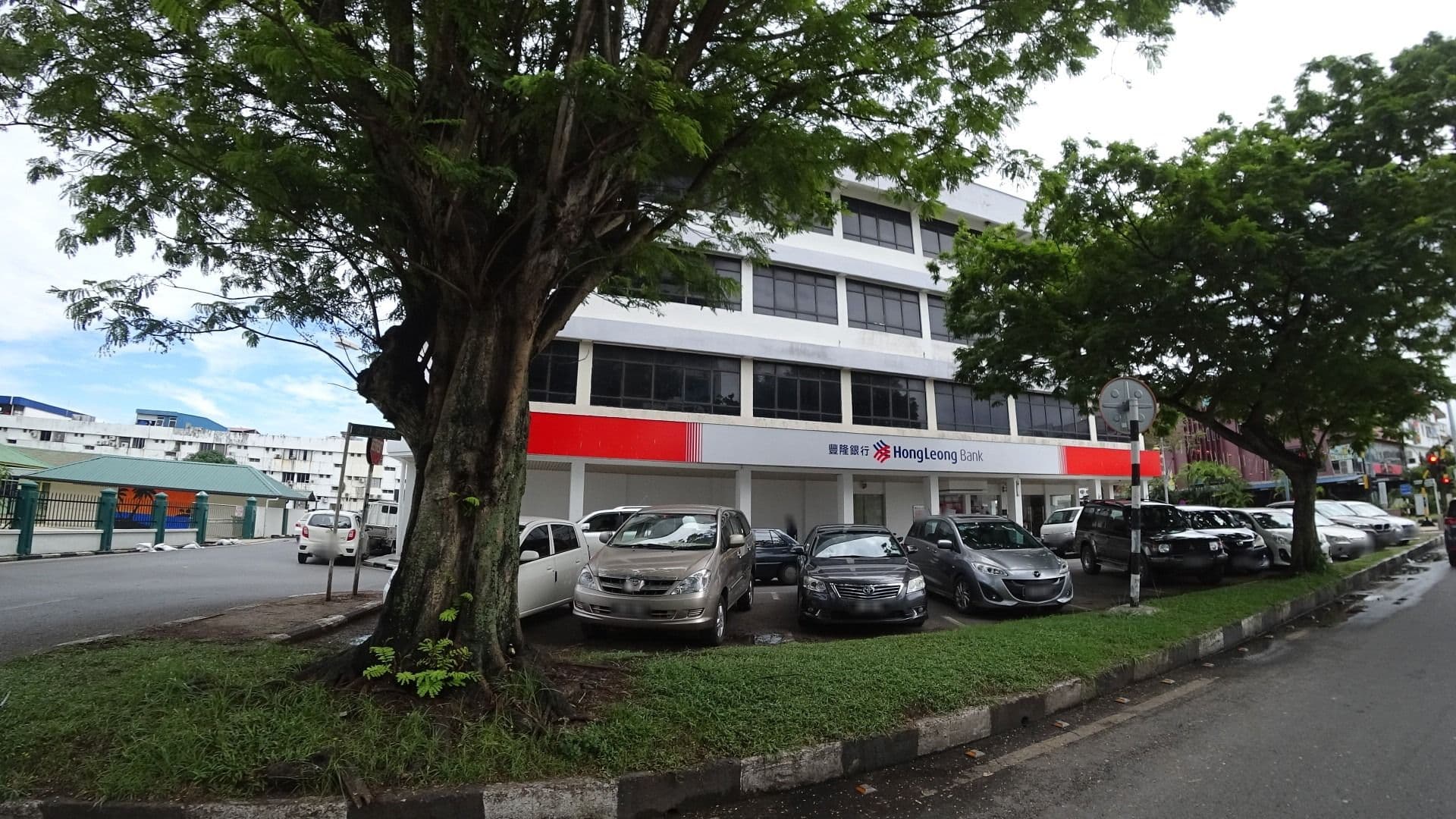 Street view near Mega Hotel 8th Floor, Miri — © raito (CC BY-SA · Mapillary)