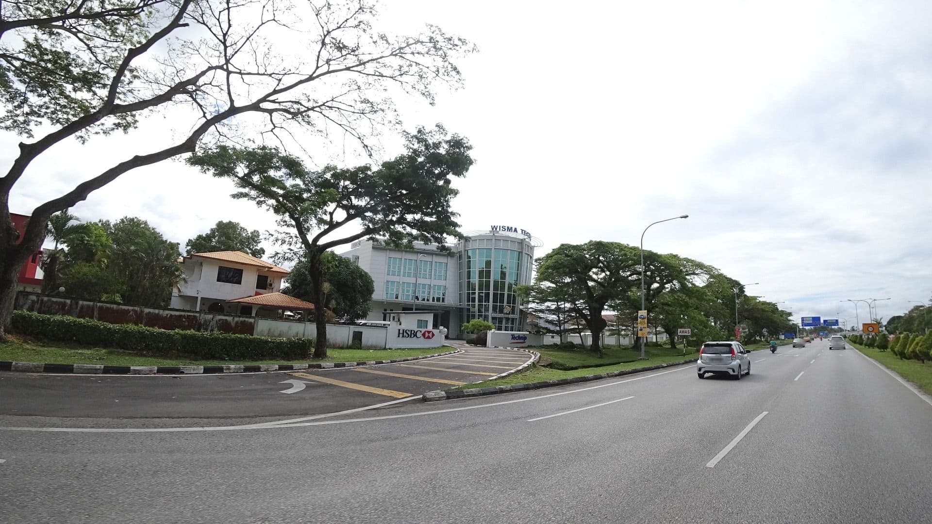 Street view near dalam bilit atas katel, Miri — © raito (CC BY-SA · Mapillary)